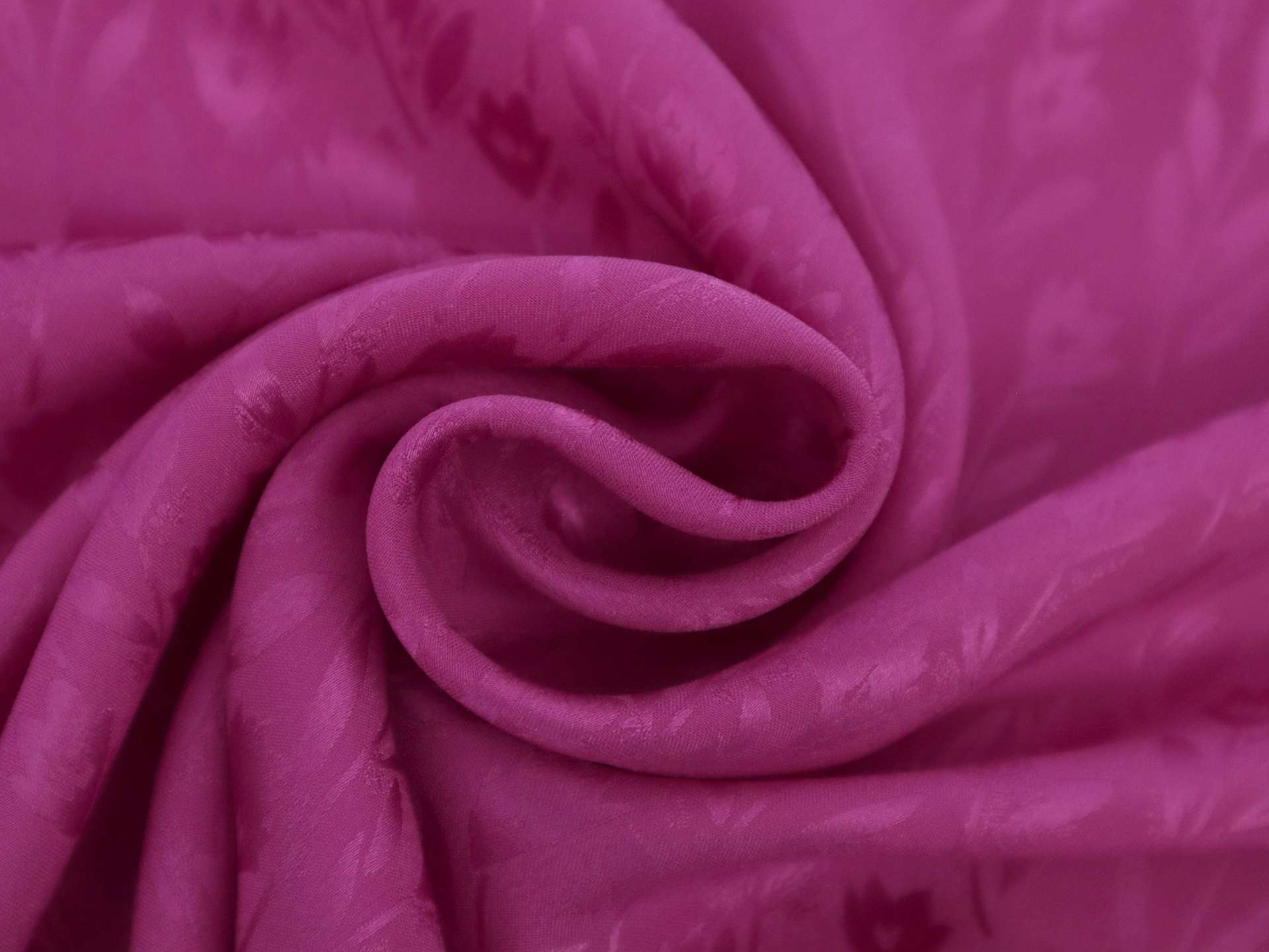 Silk Jacquard with Floral Pattern in Fuchsia