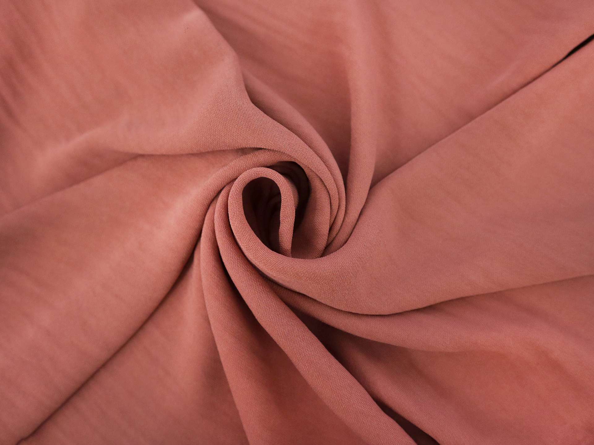 Polyester Georgette in Mahogany