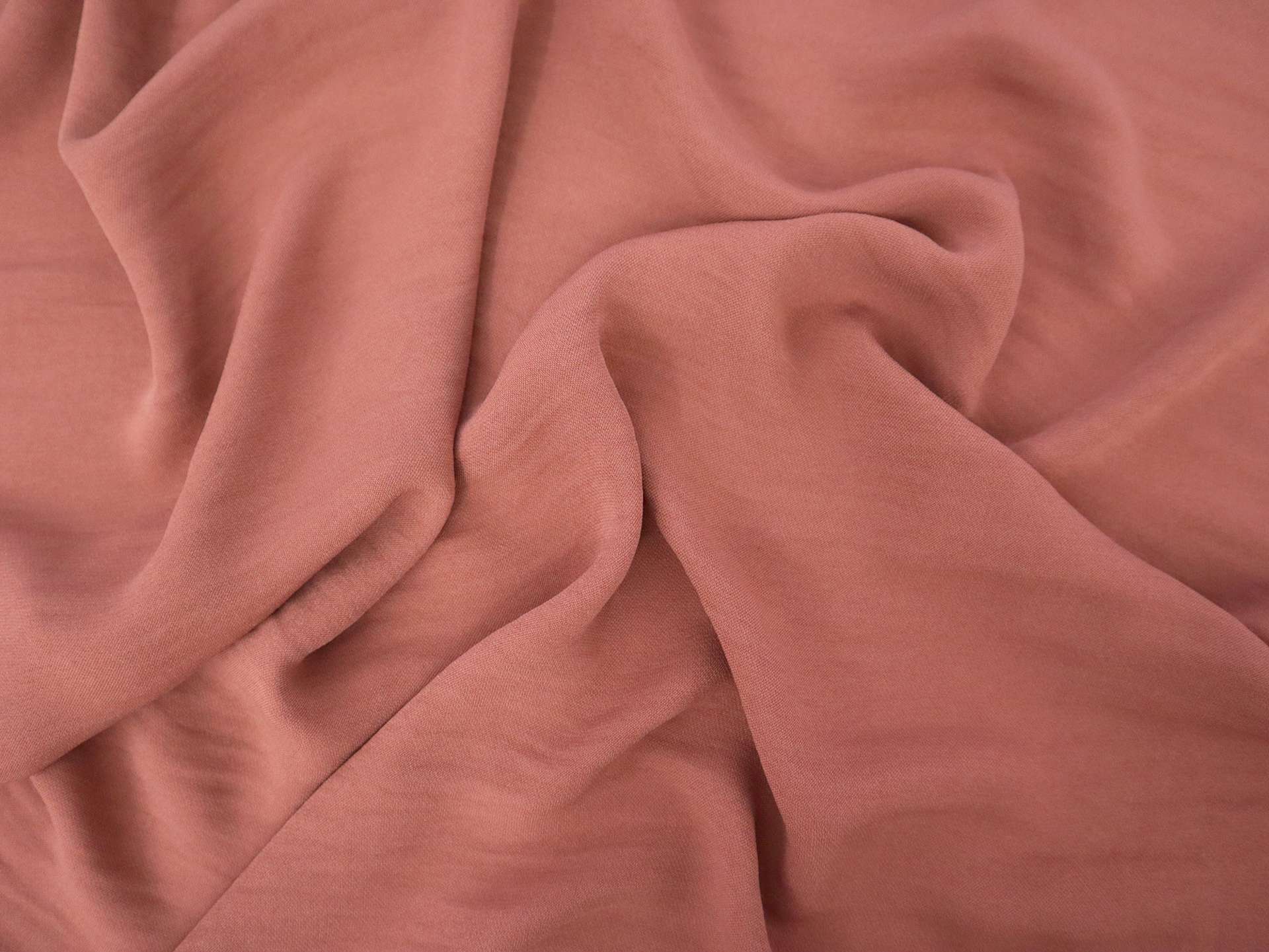 Polyester Georgette in Mahogany