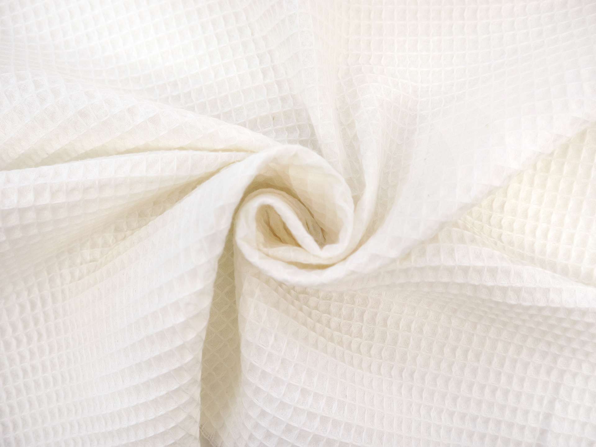 French Cotton Waffle Piqué in Creme