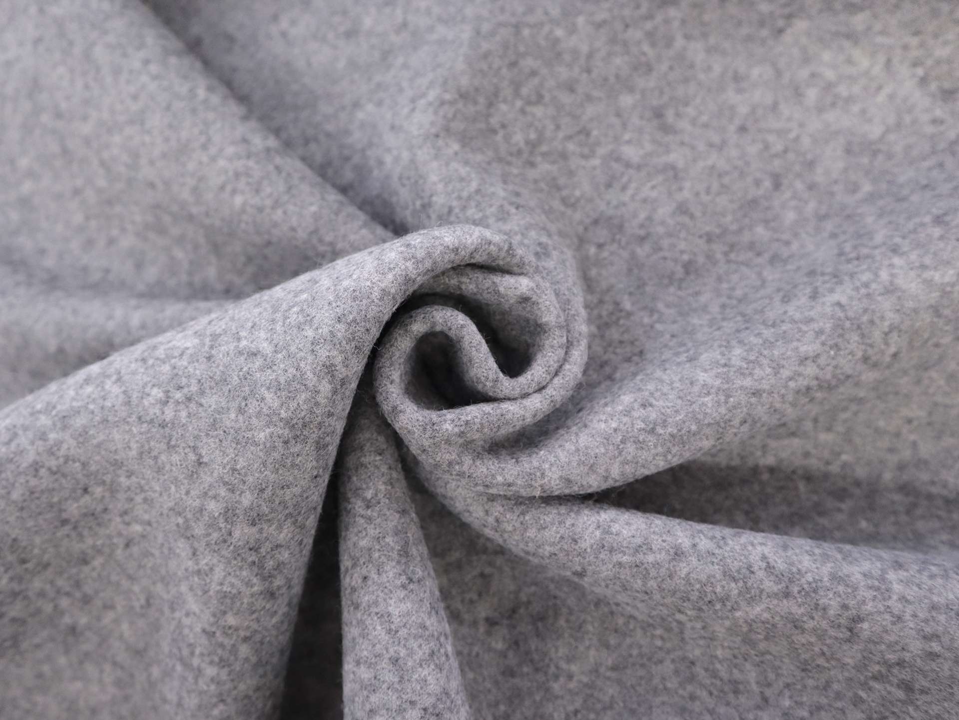 Double Faced Wool Knit in Heather Grey & Black
