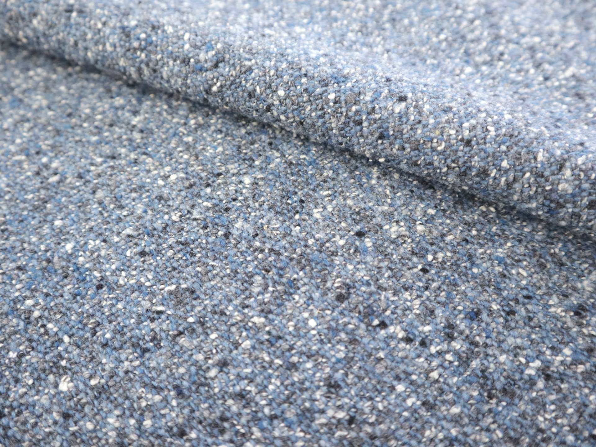 Stretch Wool & Silk Tweed in Blue Jay