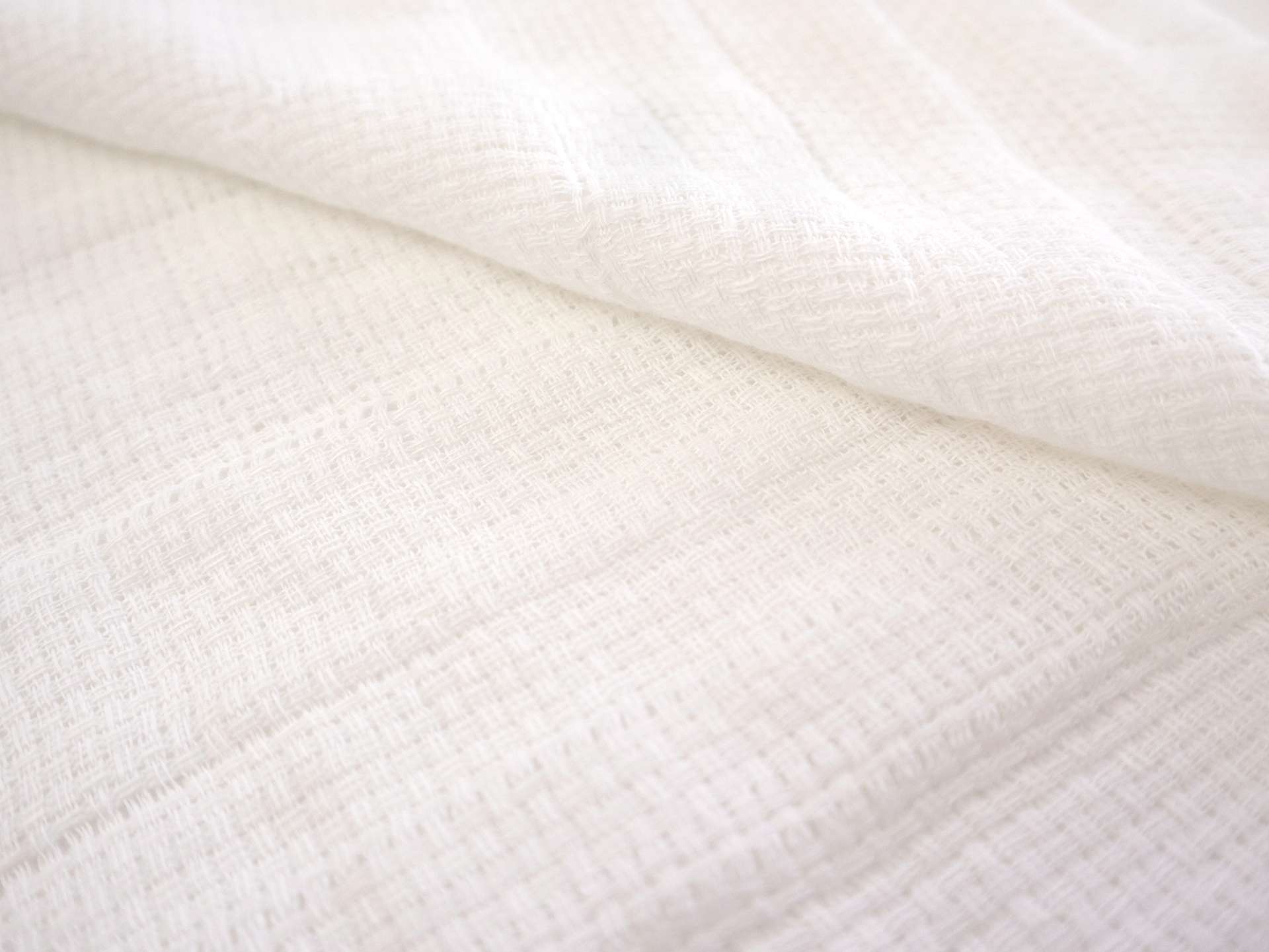 Linen Basketweave in White