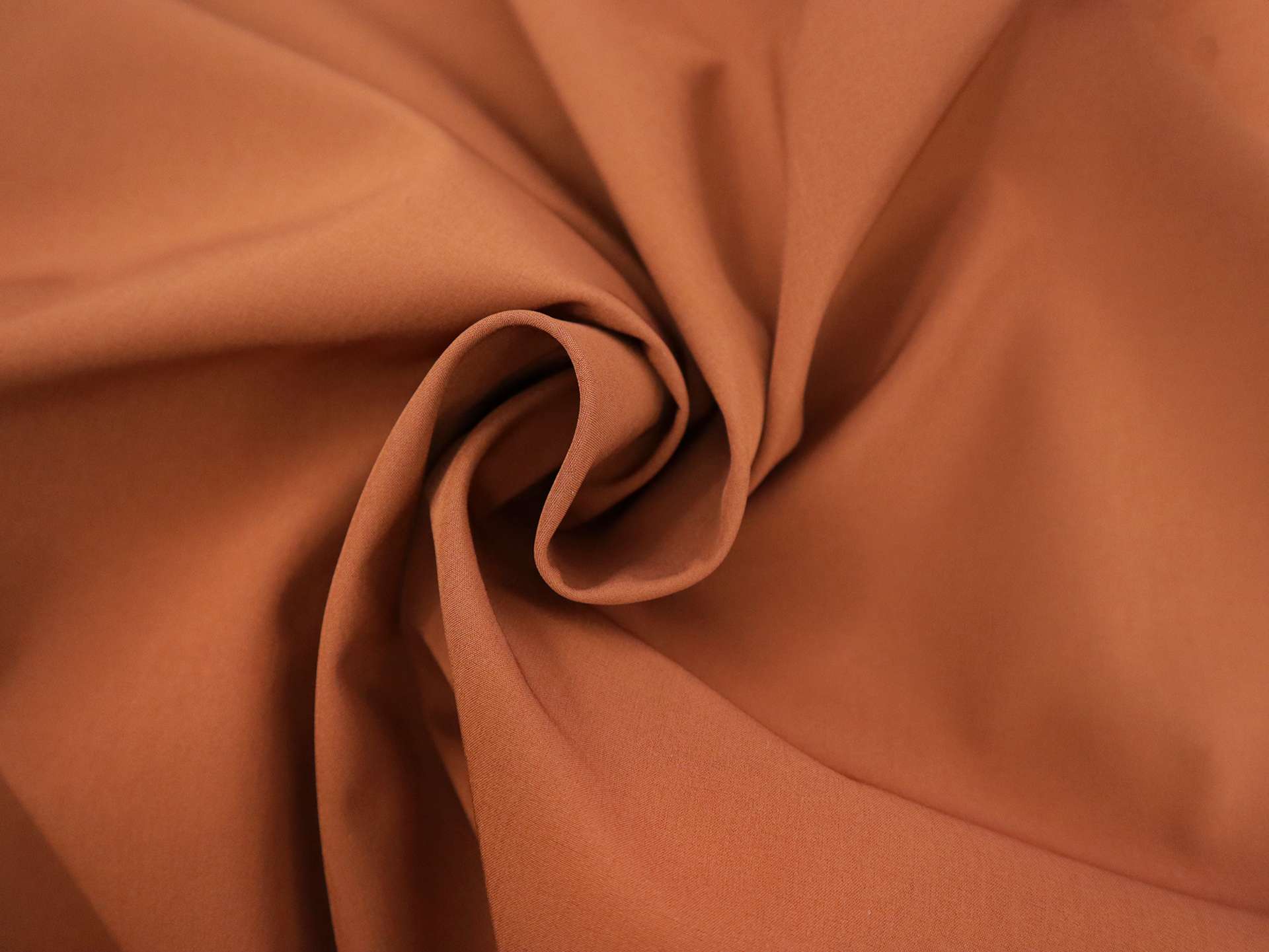 Sustainable "Dintex" Mesh Back Rainwear in Pecan