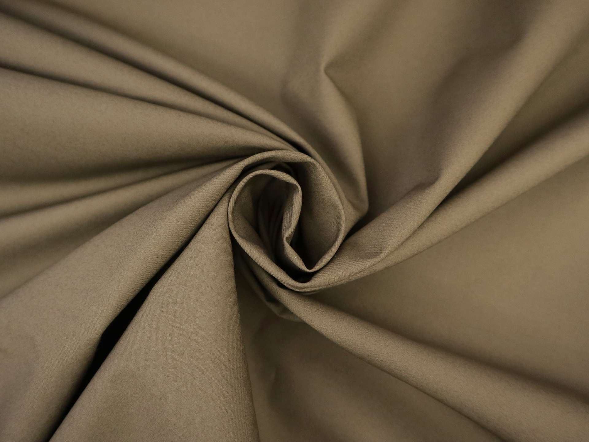 Japanese Cotton Poplin in Fawn