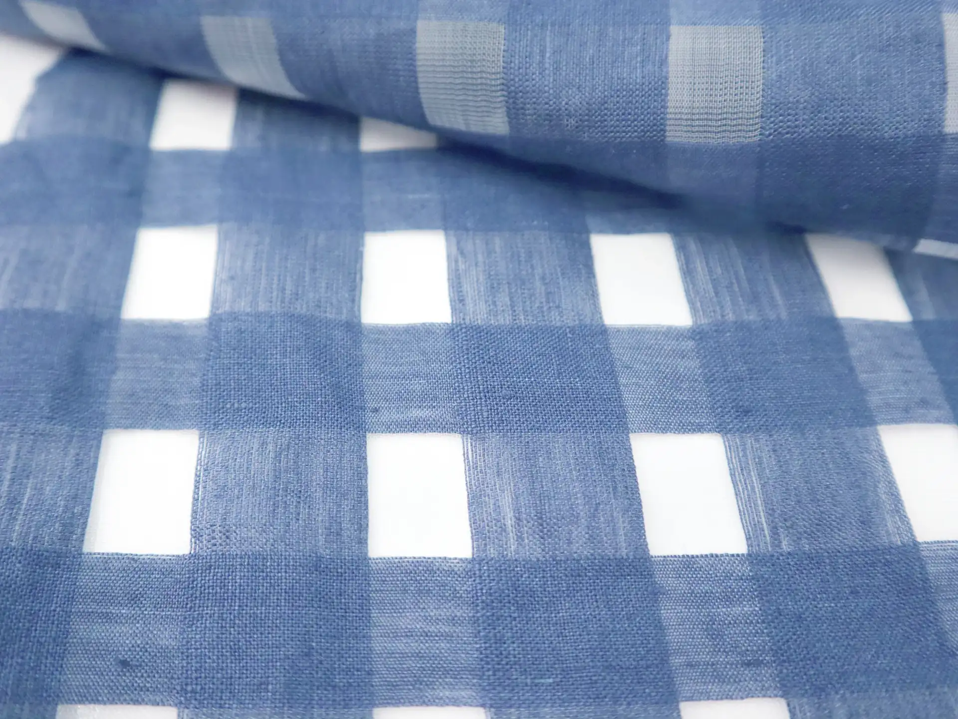 Linen Nylon Plaid Mesh in Raul Blue