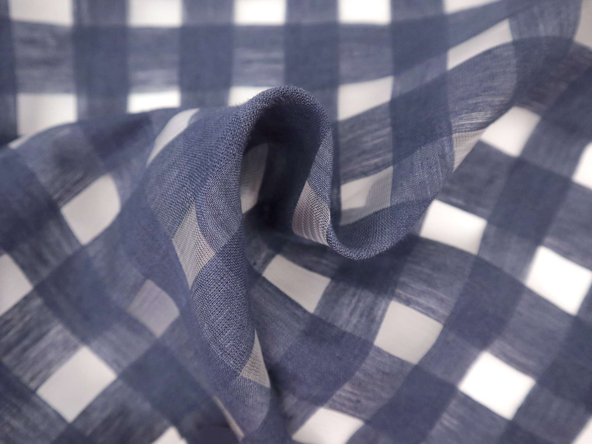 Linen & Nylon Plaid Mesh in Indigo