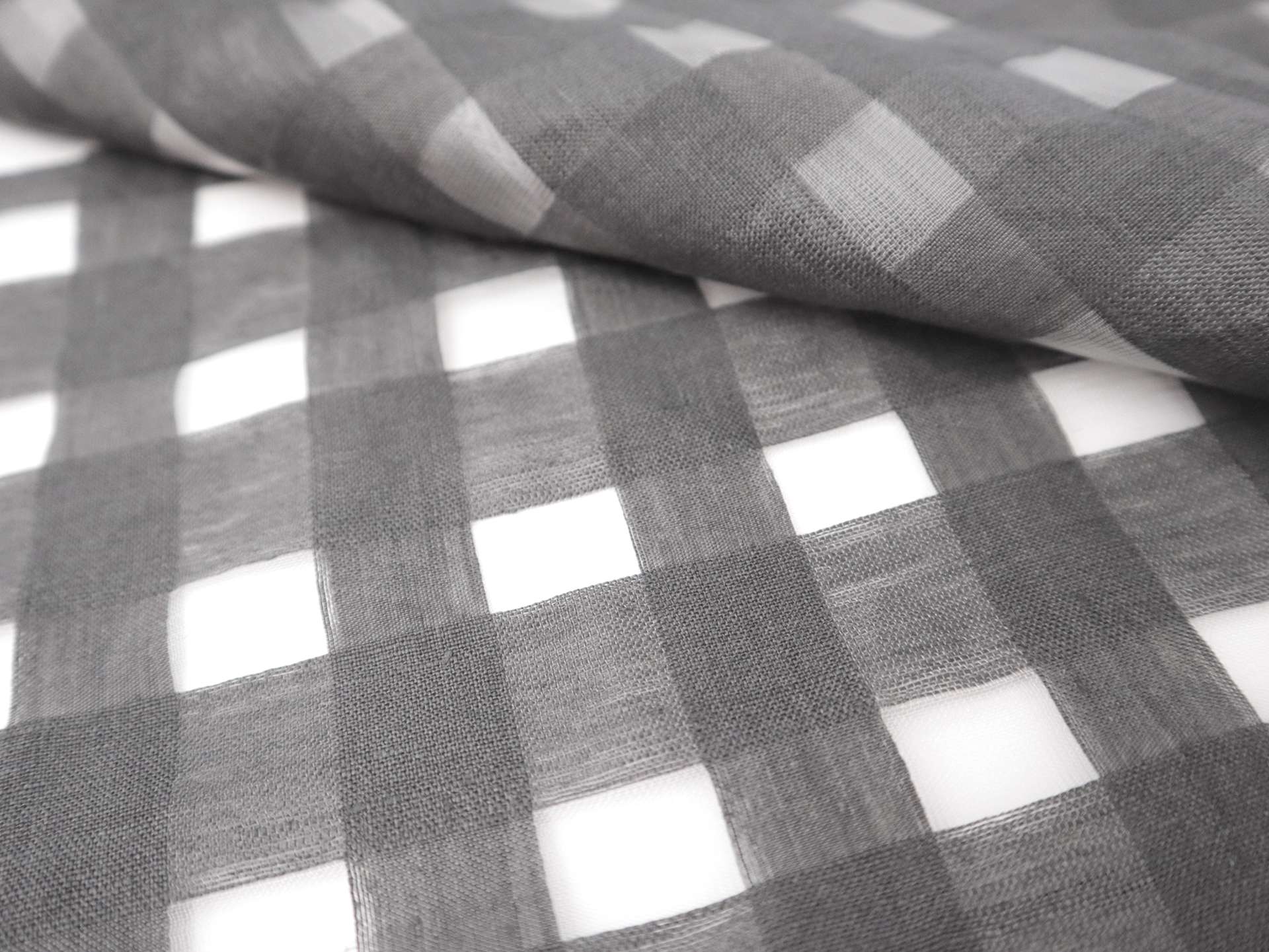Linen & Nylon Plaid Mesh in Smoke Grey