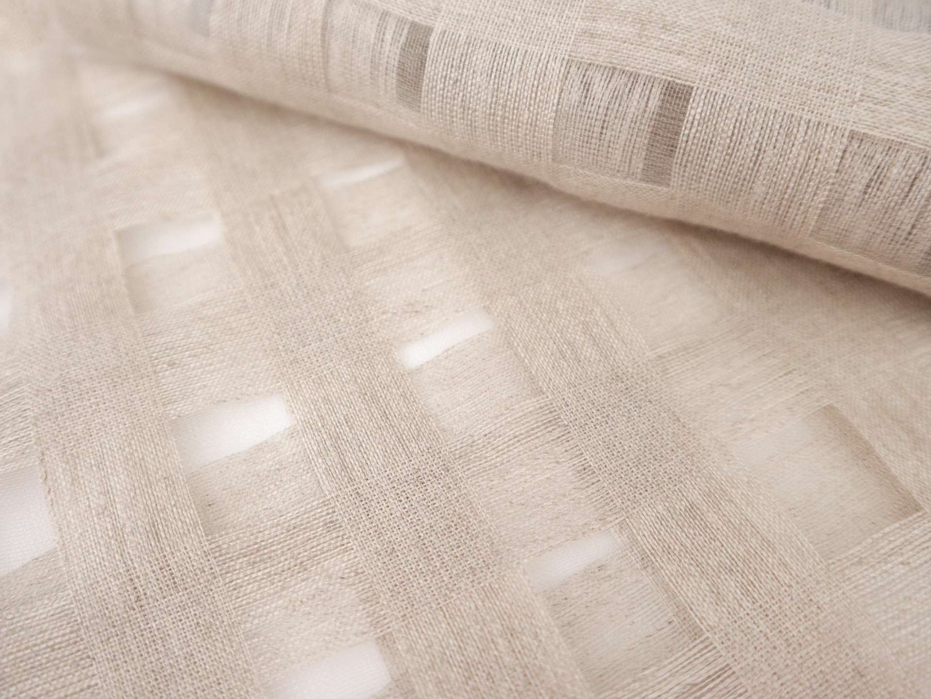 Linen & Nylon Plaid Mesh in Natural