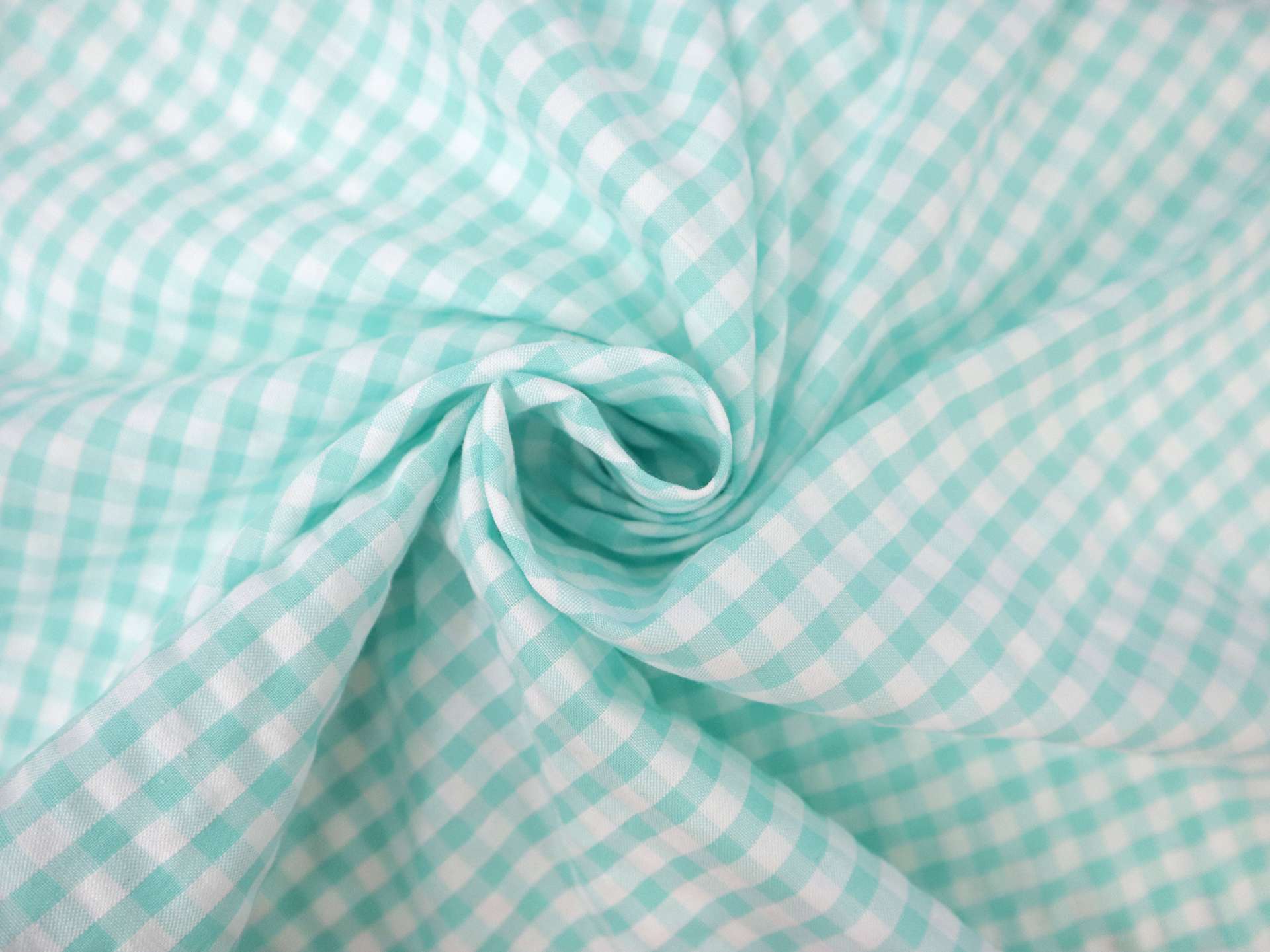 1/4" Cotton Gingham Seersucker in Mint
