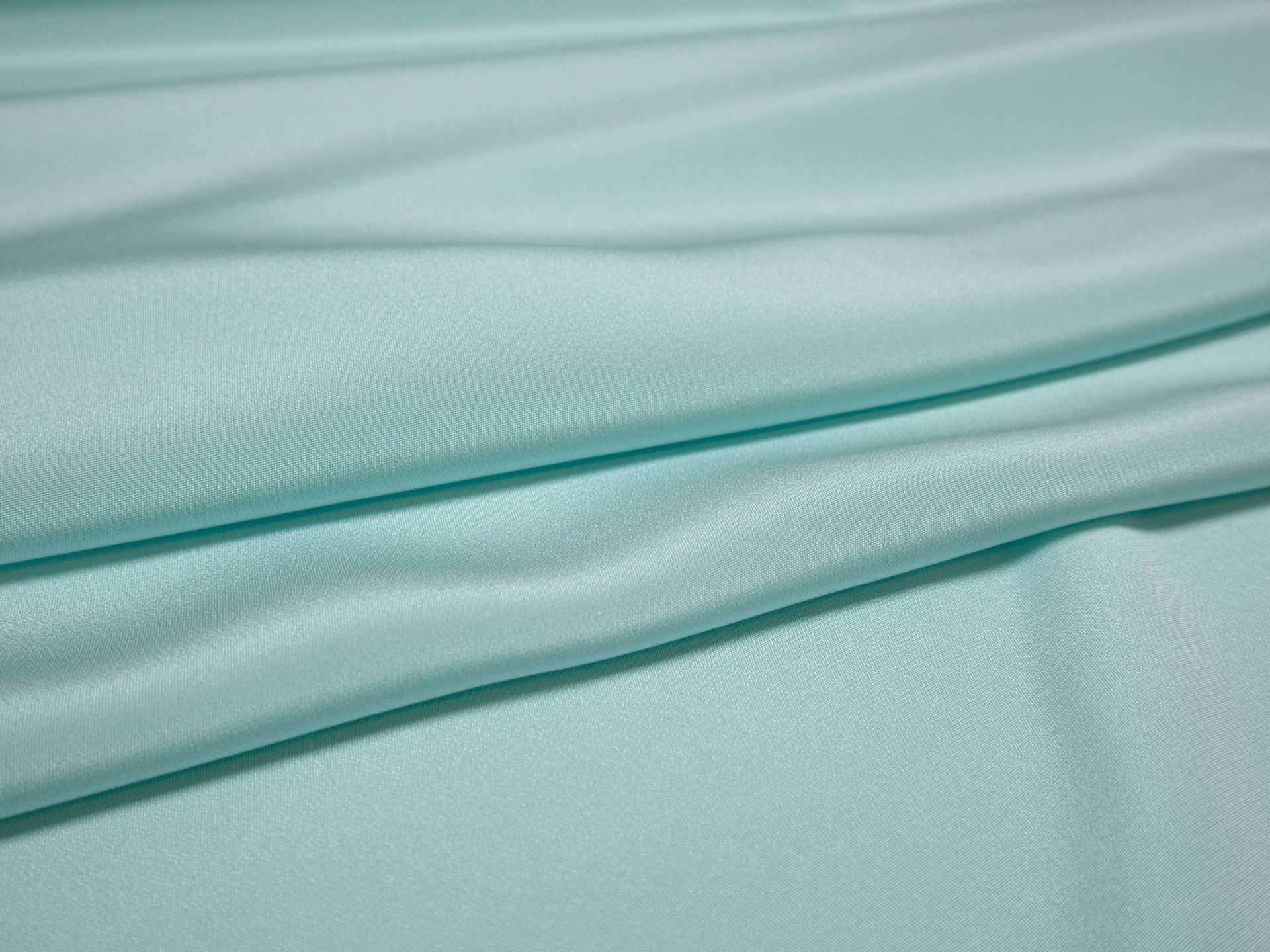 4-ply silk crepe in sky flat