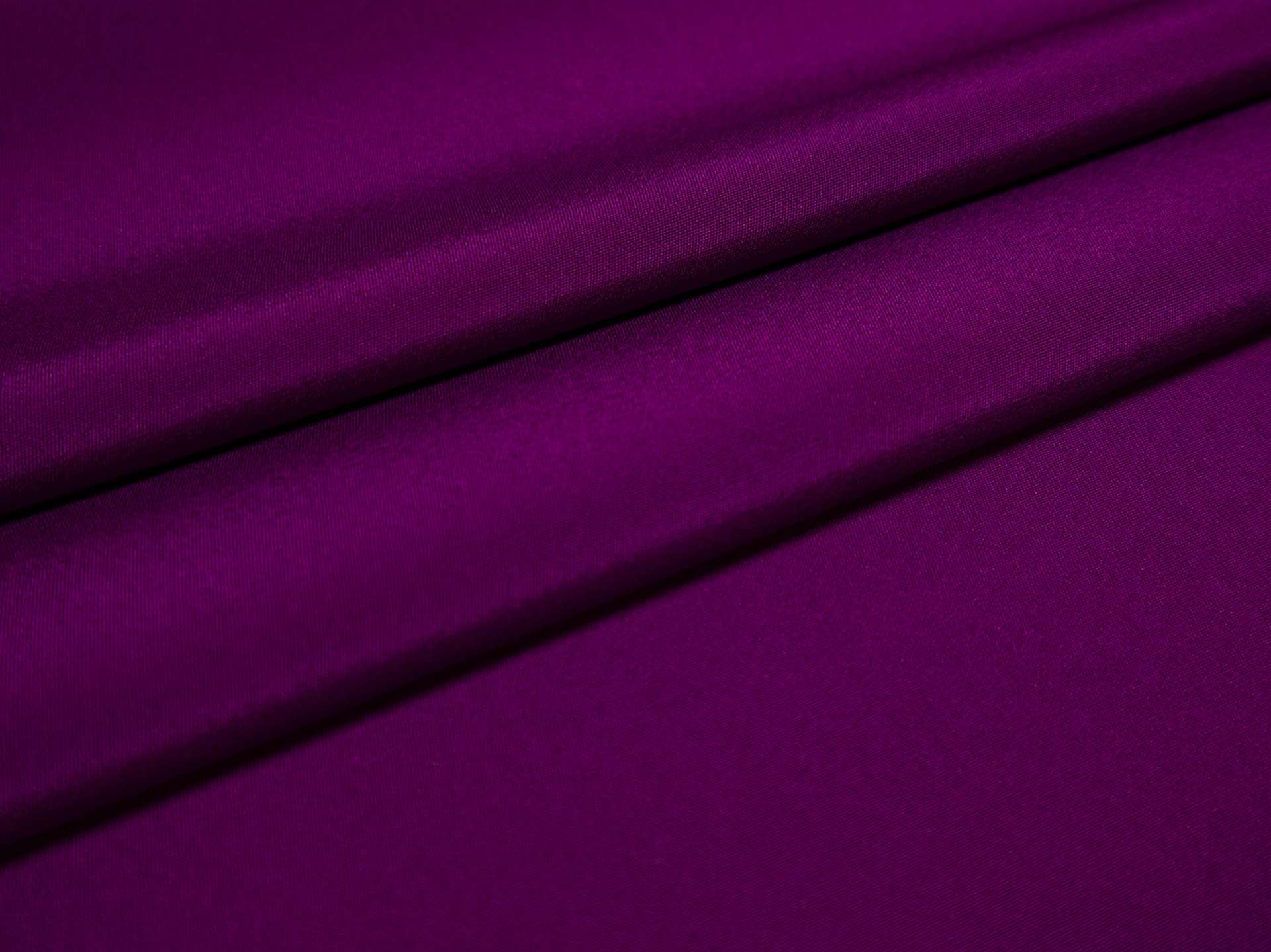 4 ply silk crepe in mullberry- folded