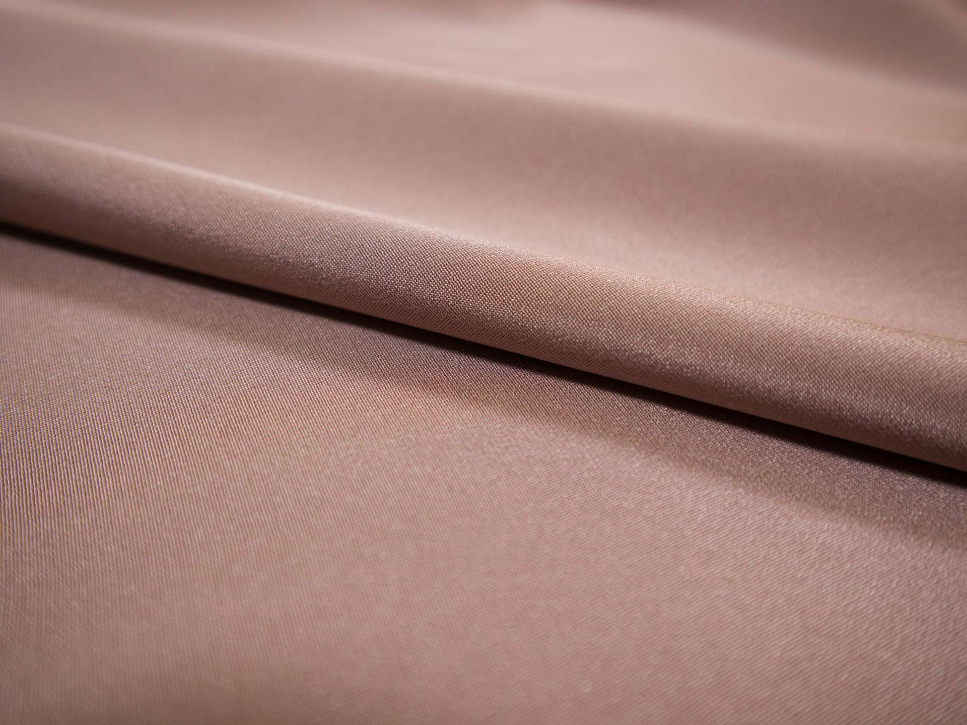 silk 4 ply crepe in Suede- flat