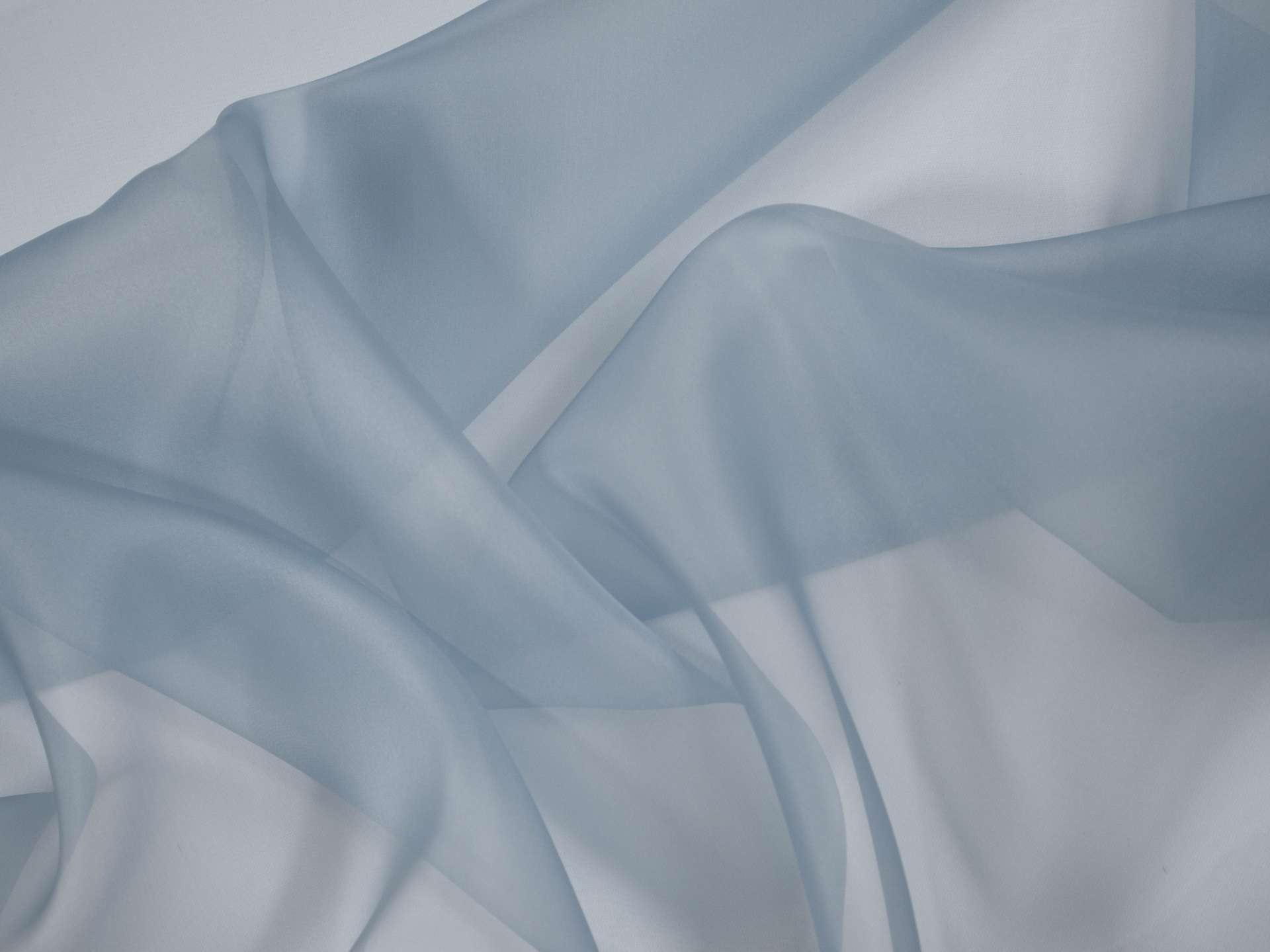Solid organza in Candy Blue bunched
