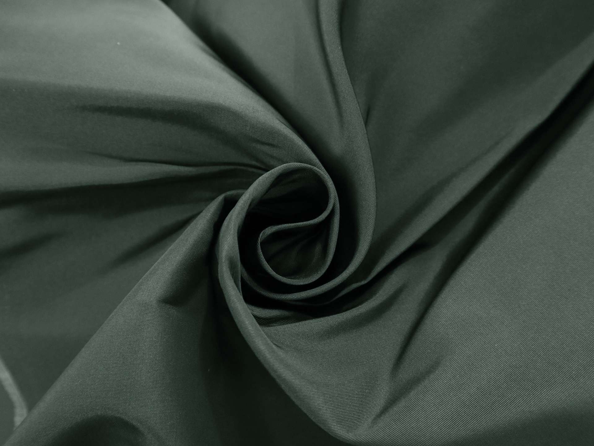 Made in Italy Silk Gros de Londres with a Bounce Finish in Hunter Green