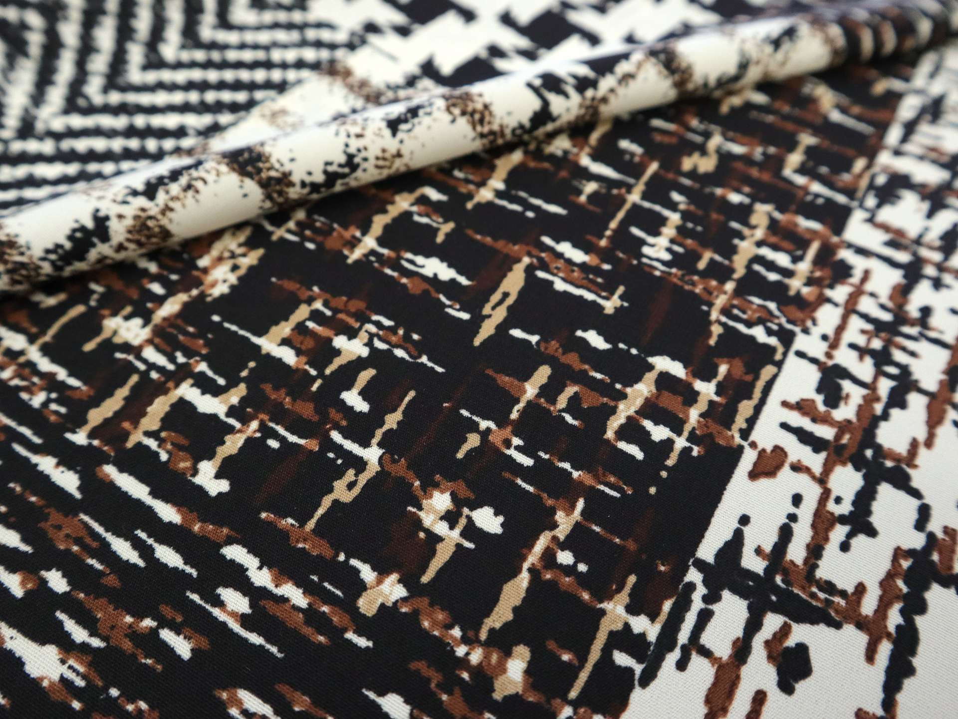 Polyester Georgette with Multi Tweeds Print