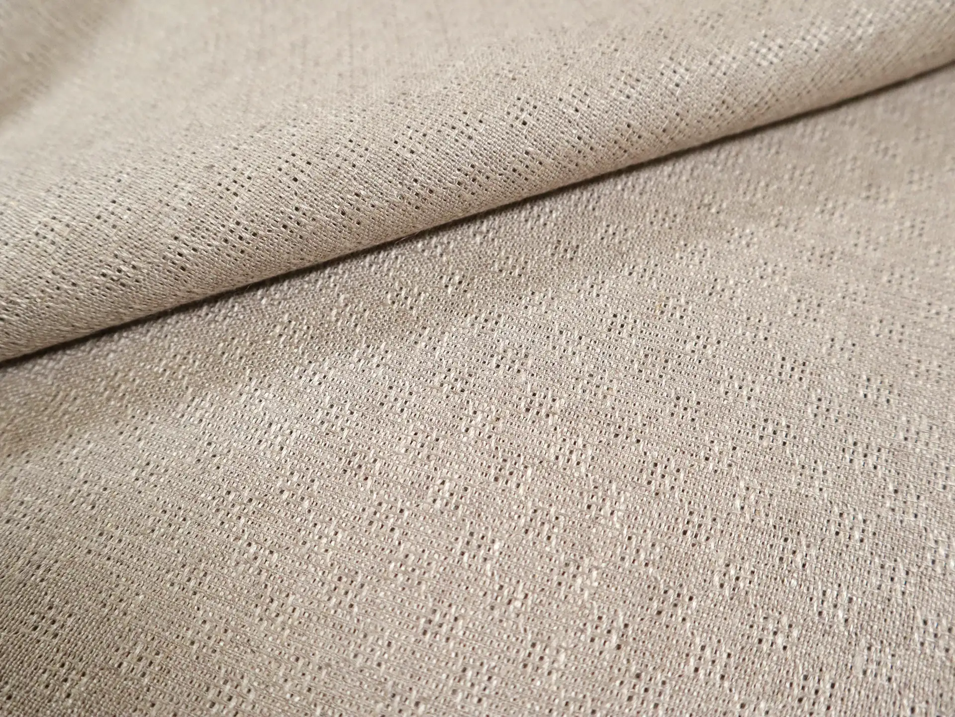 Novelty Check Linen in Flax