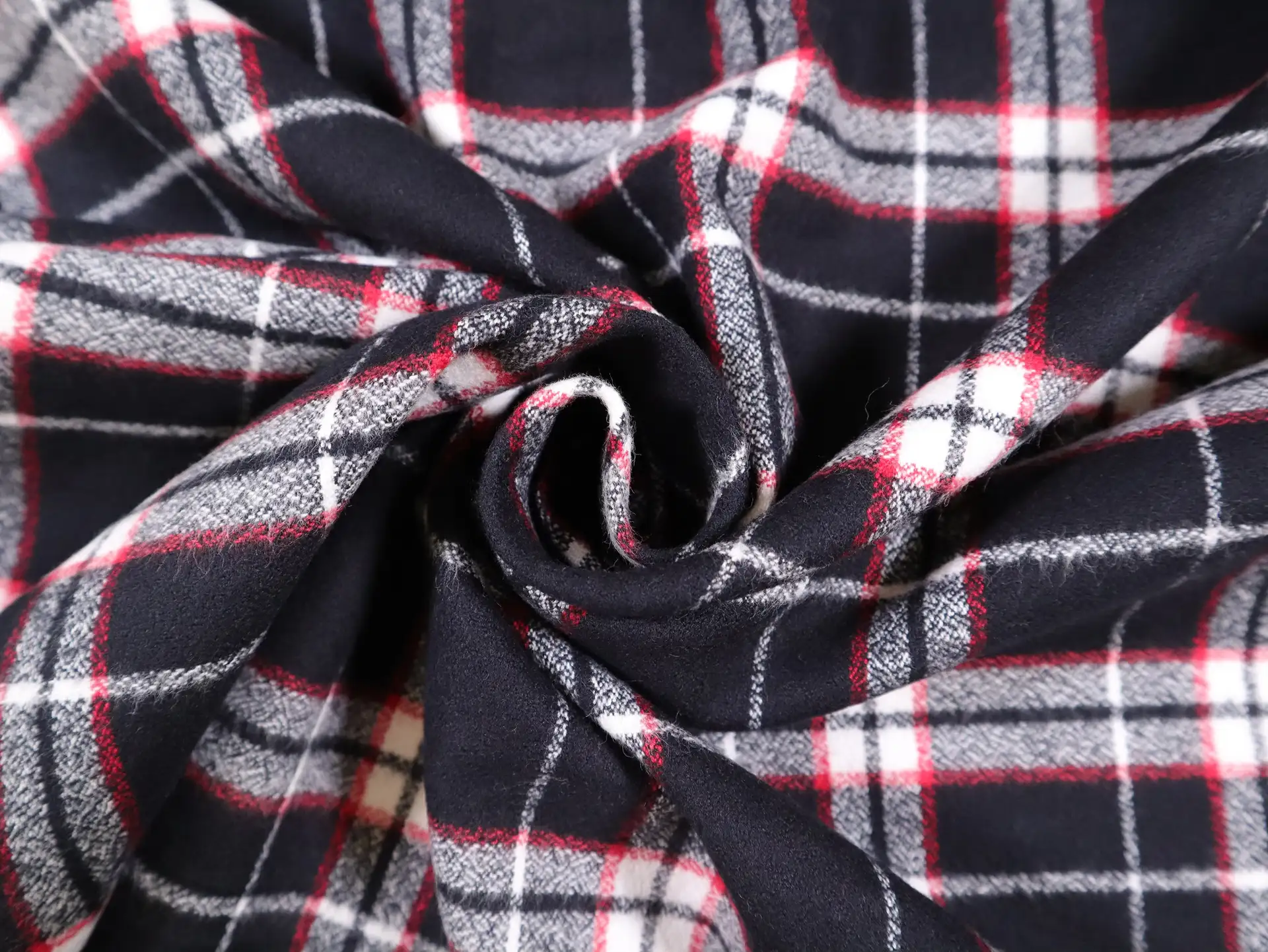 Cotton Flannel Plaid in Black