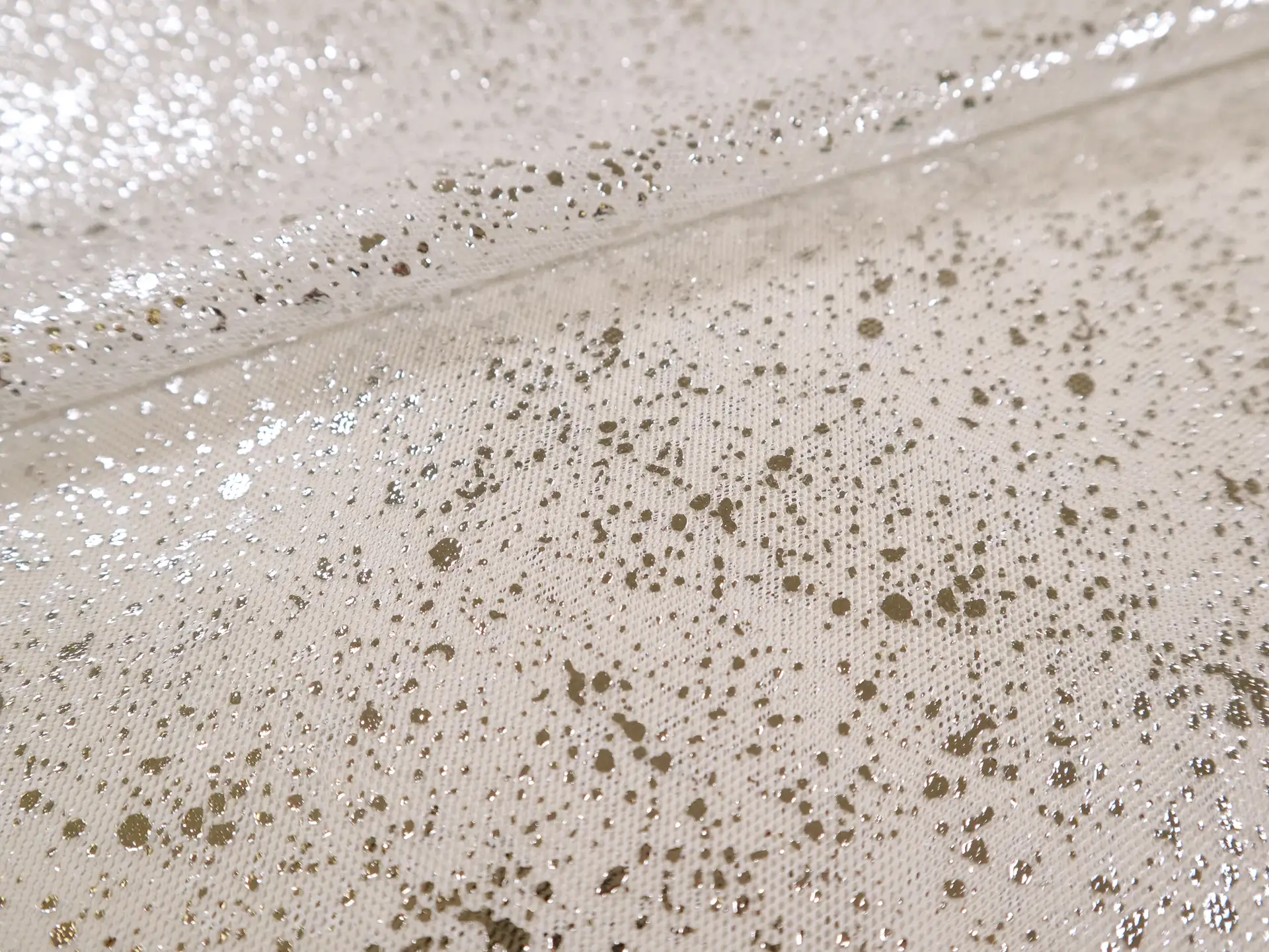 Metallic Speckled Tulle in Ivory & Silver