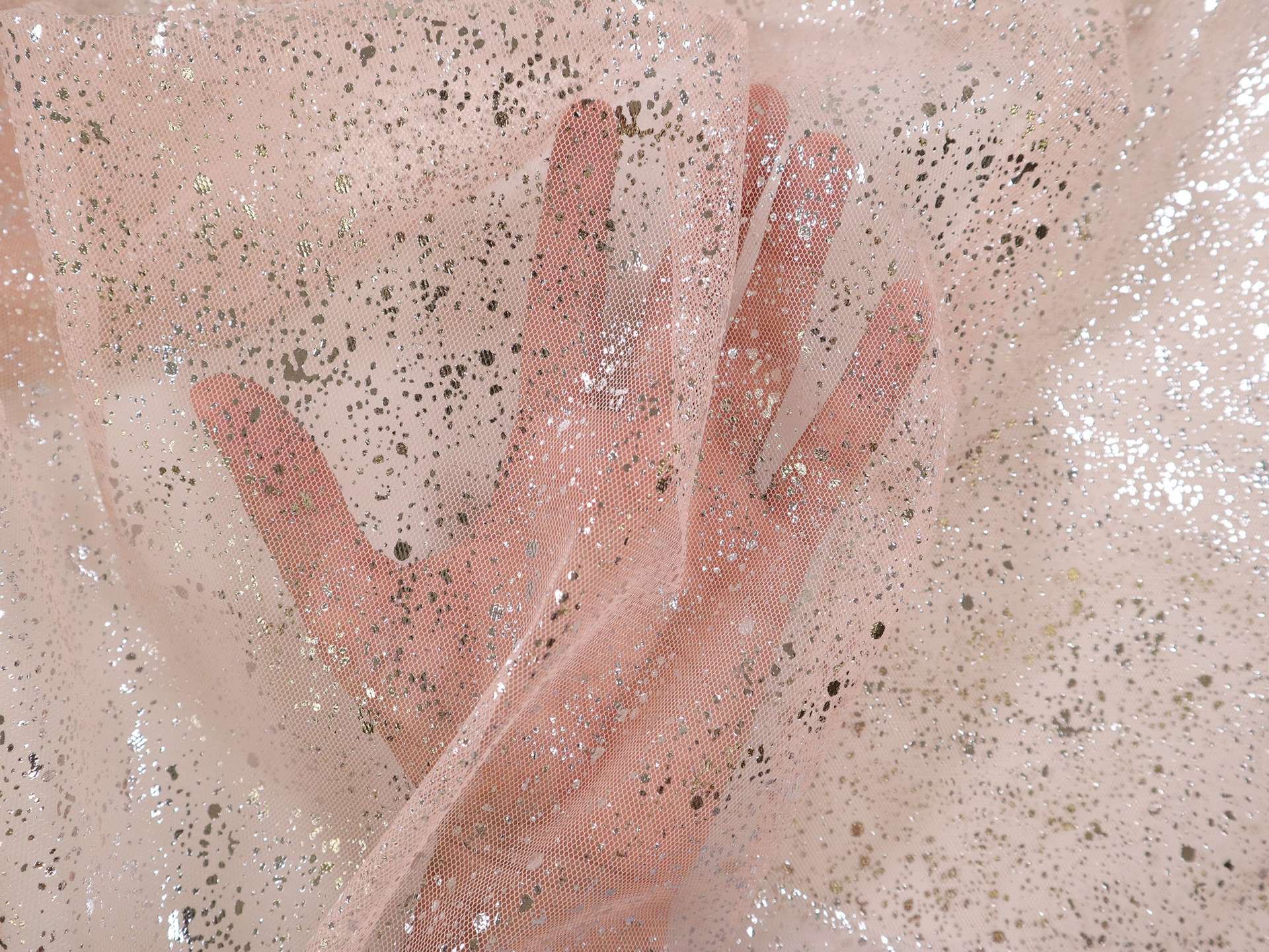 Metallic Speckled Tulle in Peach & Silver
