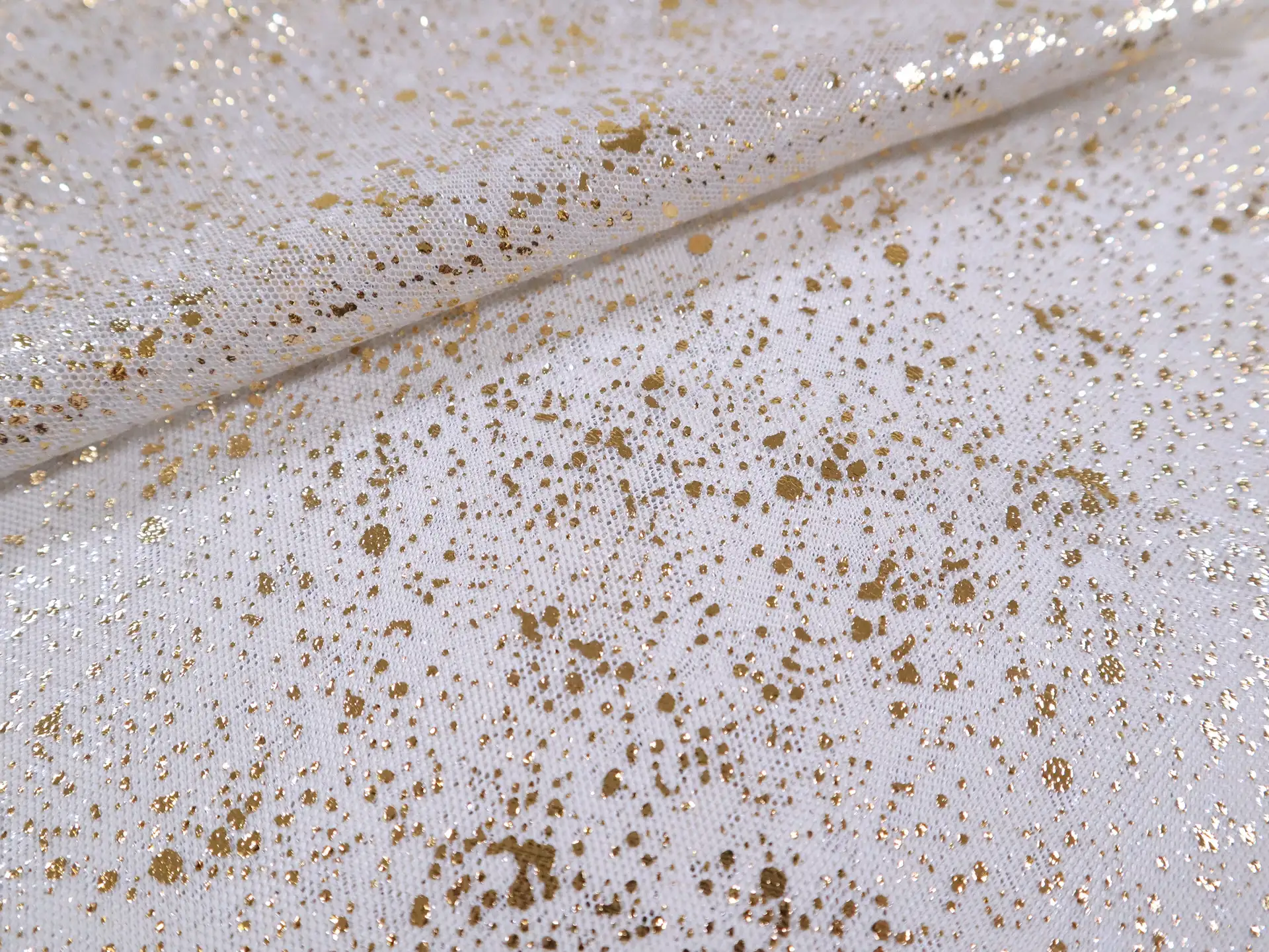 Metallic Speckled Tulle in Light Grey & Gold