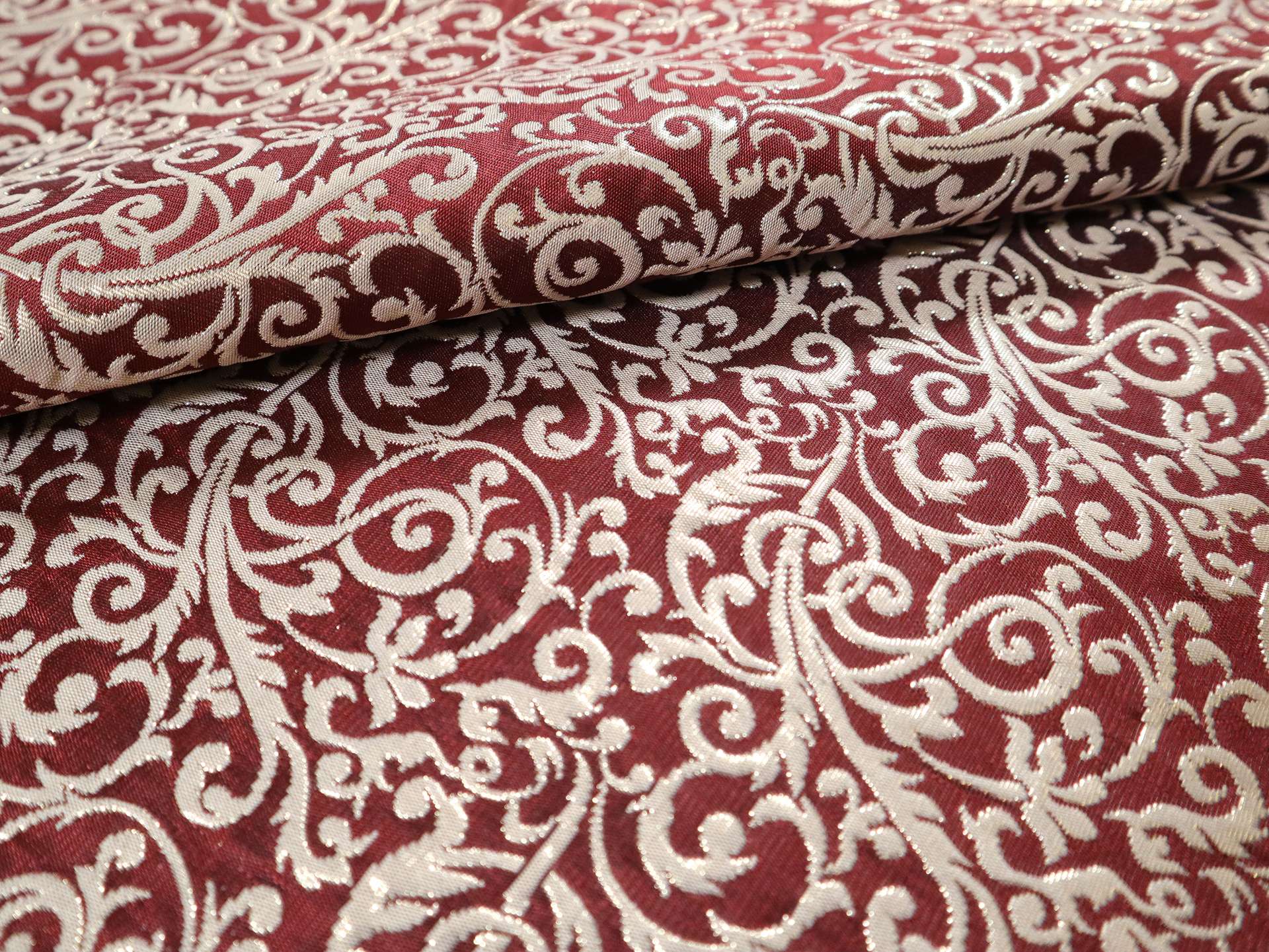 Metallic Brocade with Filigrees in Silver & Wine
