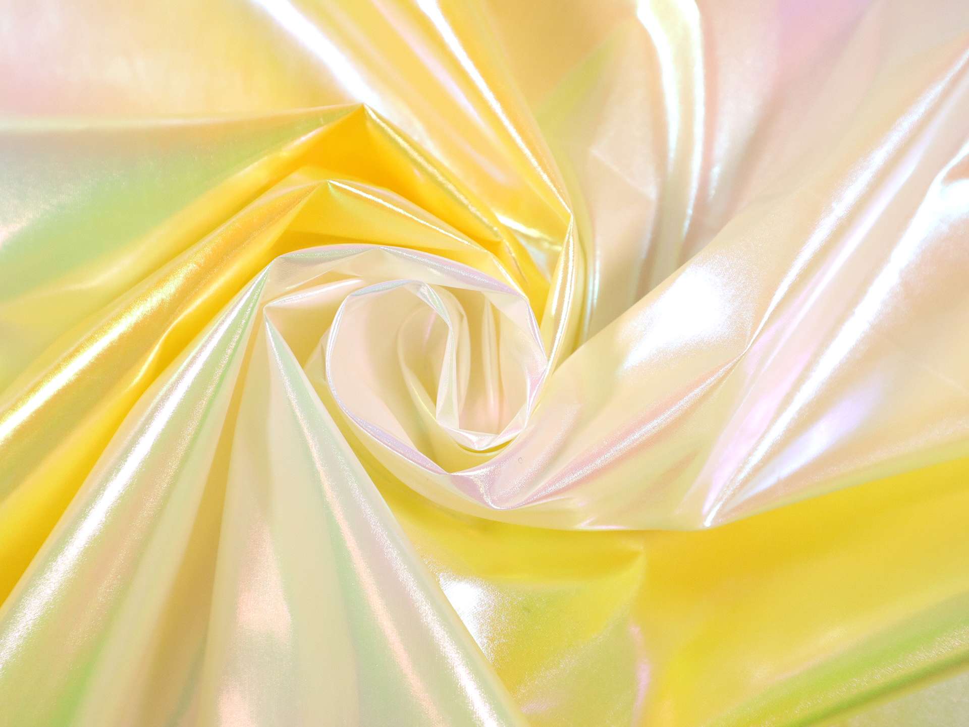 Italian Ultra Fine Vinyl in Yellow Opalescent Ombré