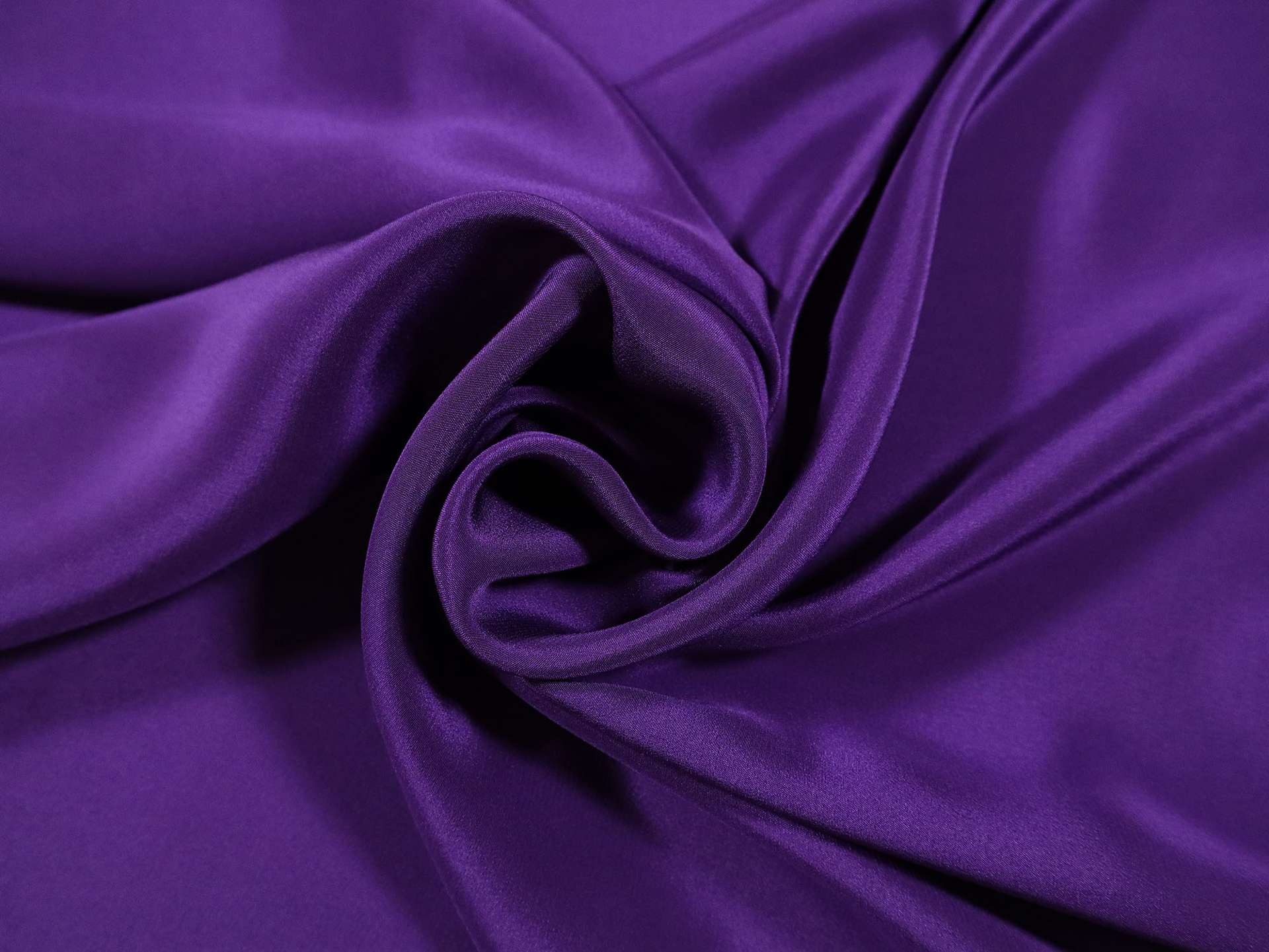 Silk Crepe de Chine in Purple 
