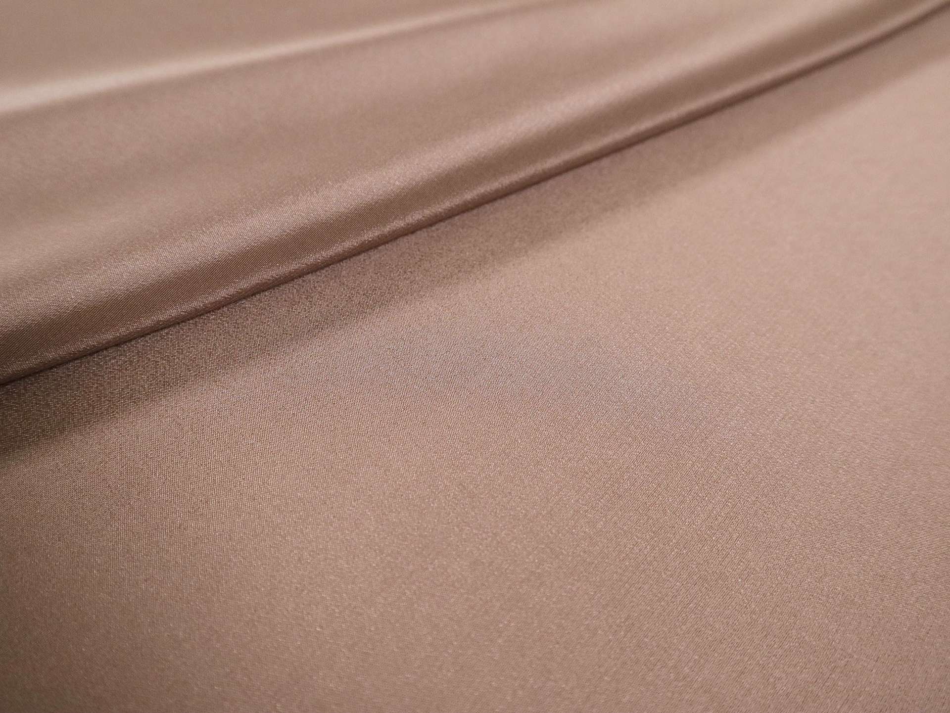 Silk Crepe de Chine in Mushroom