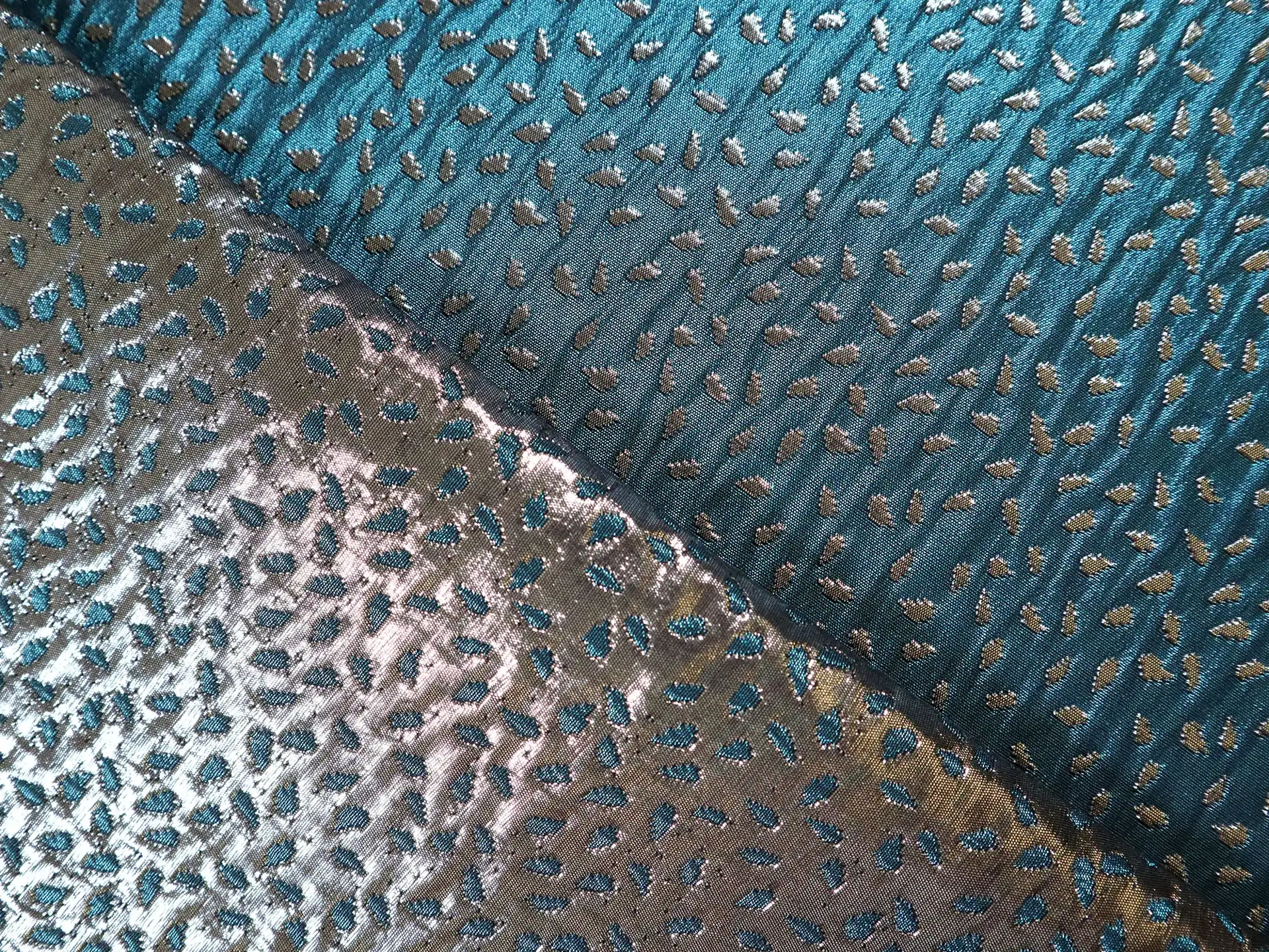 Metallic Paisley Brocade in Teal & Silver