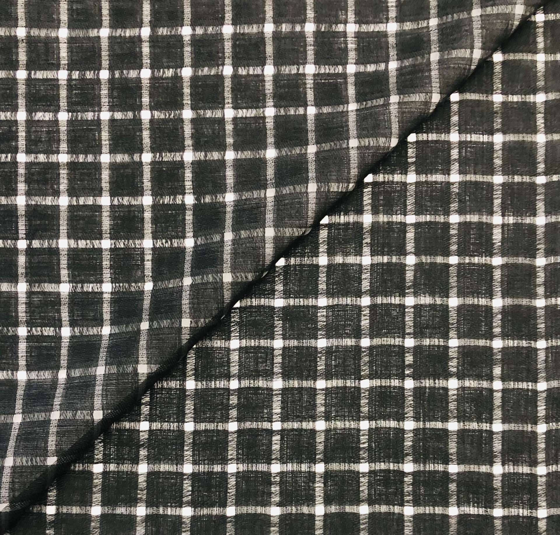 Linen & Nylon Plaid Mesh in Black
