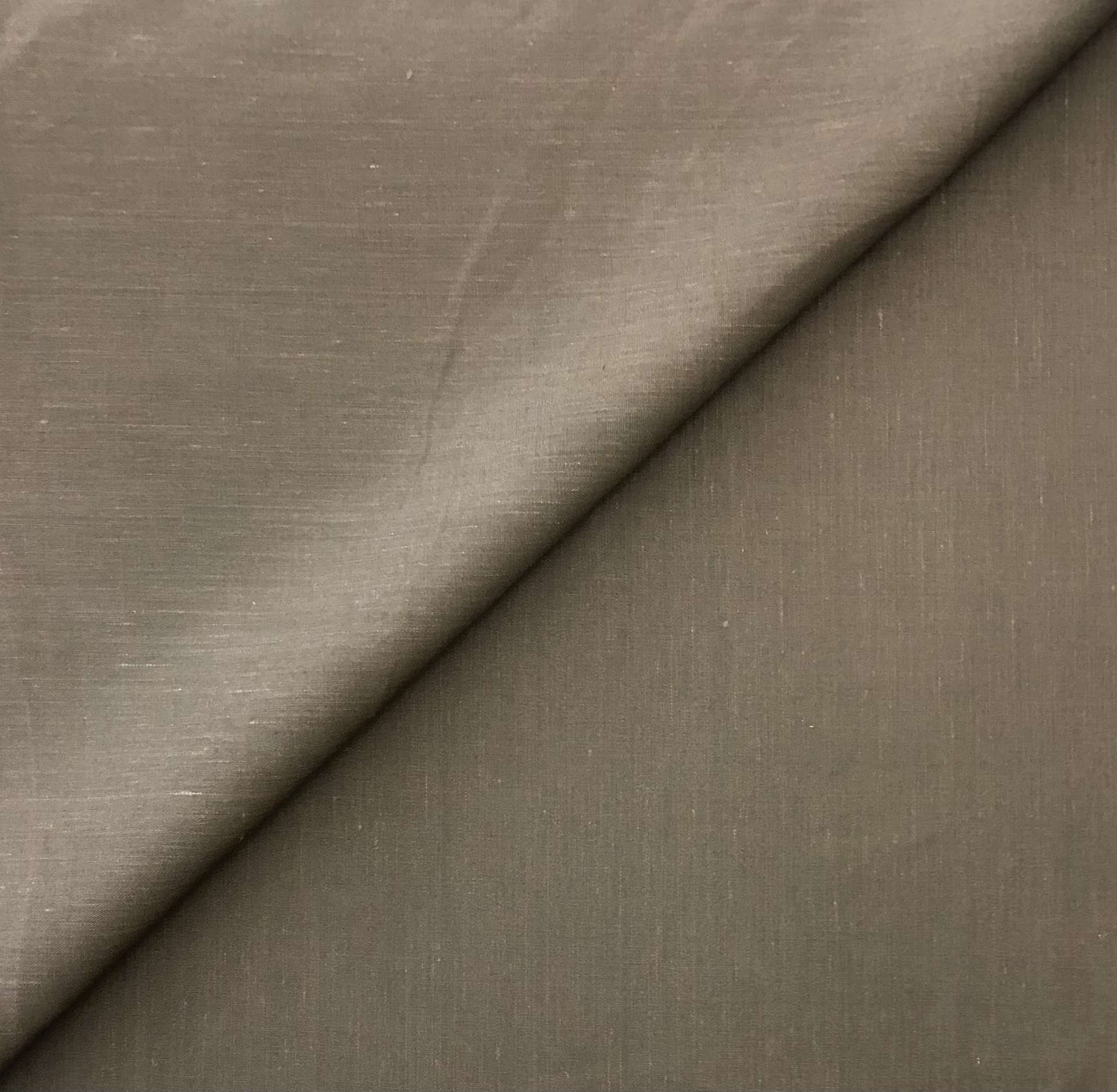 Stretch Linen Blend in Dark Khaki