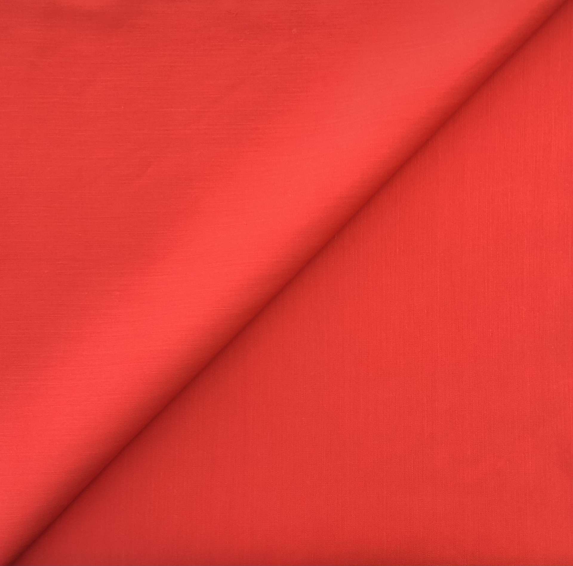 Stretch Linen Blend in Red Apple