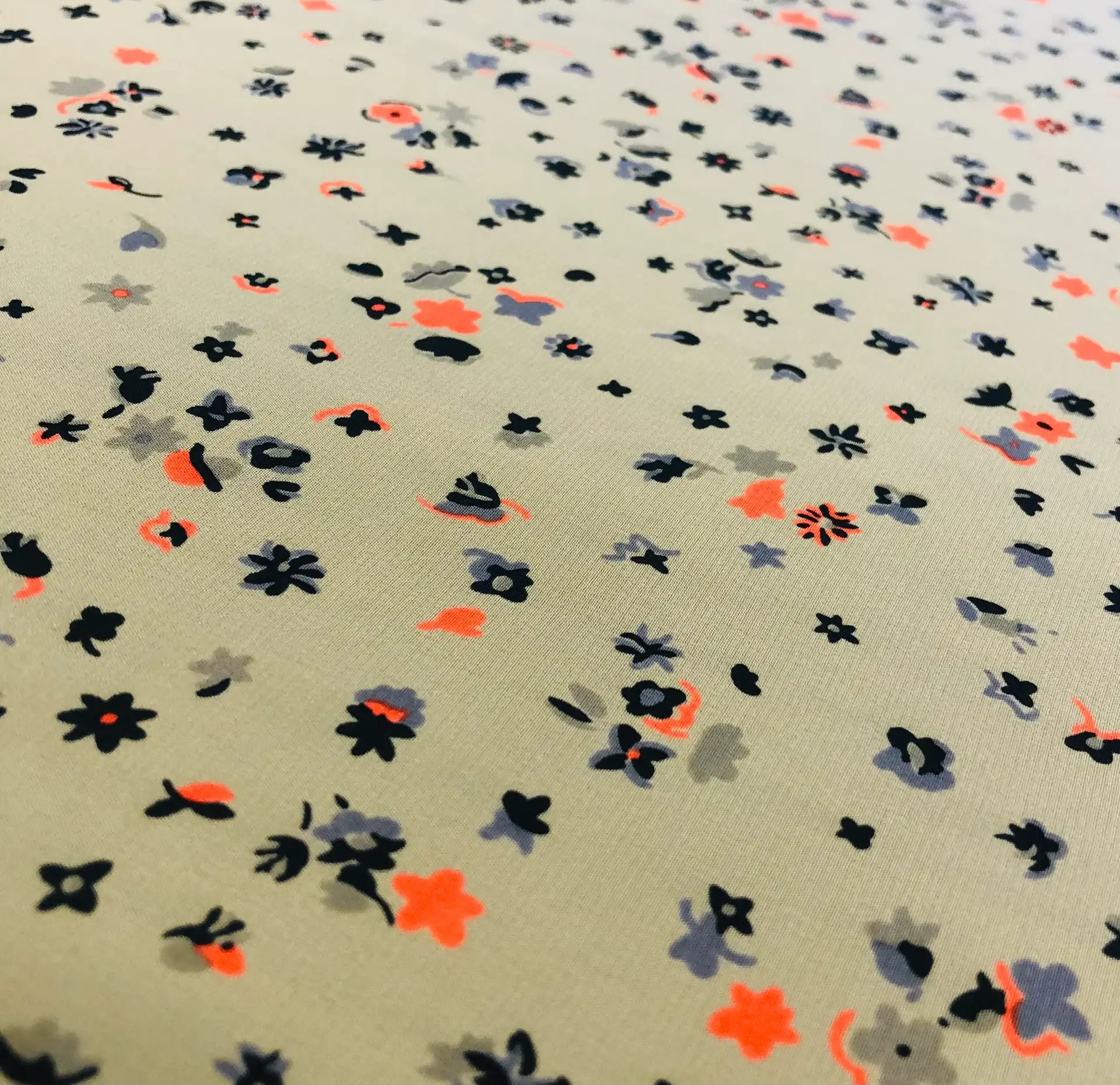 Printed Silk Crepe de Chine with Illustrated Flowers