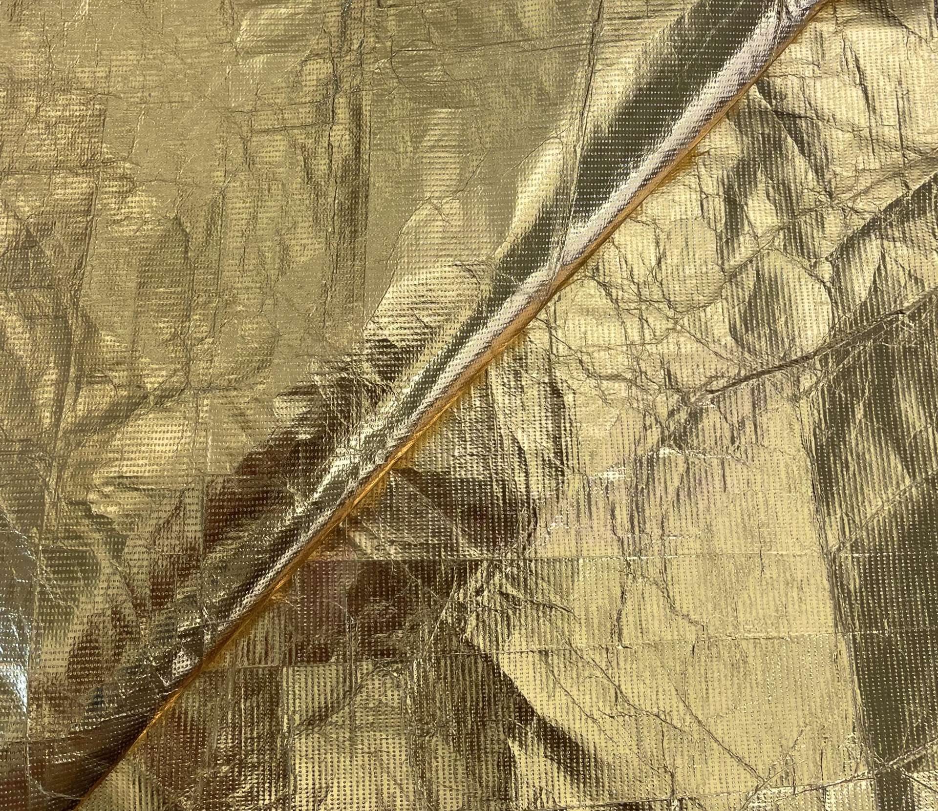 Crinkled Tyvek in Gold Mirror