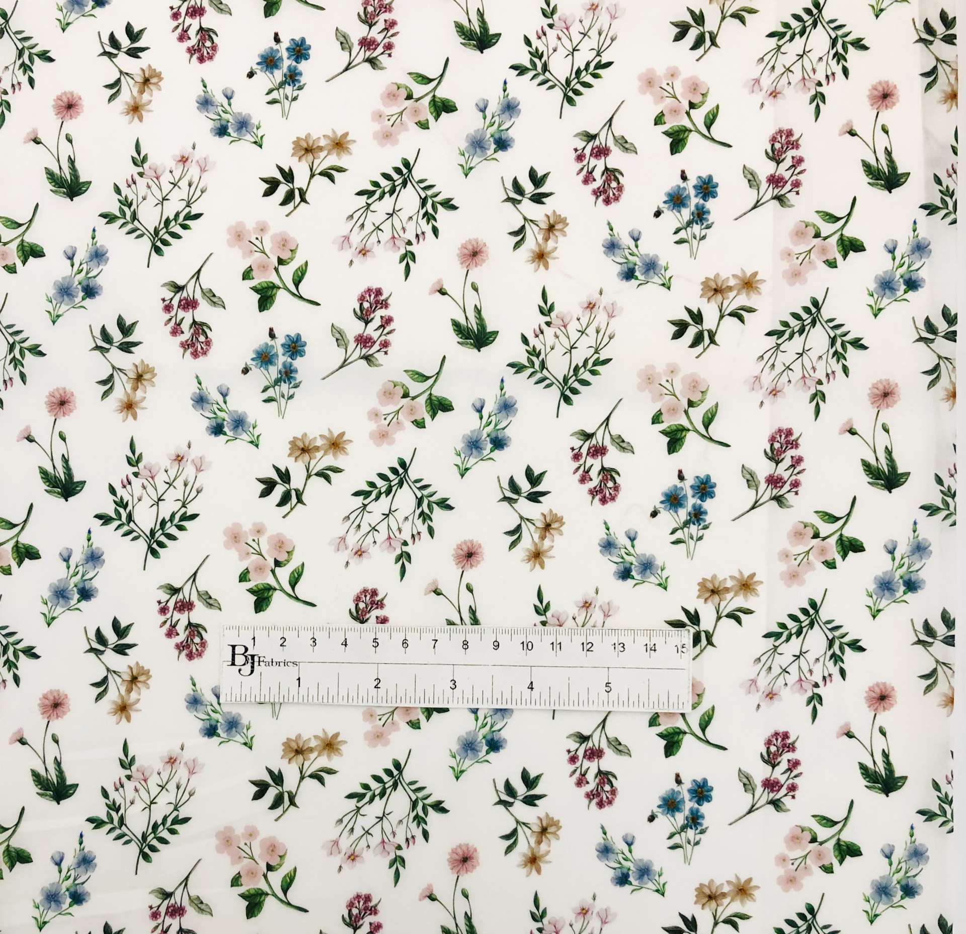 Liberty of London Cotton Lawn Floral in White