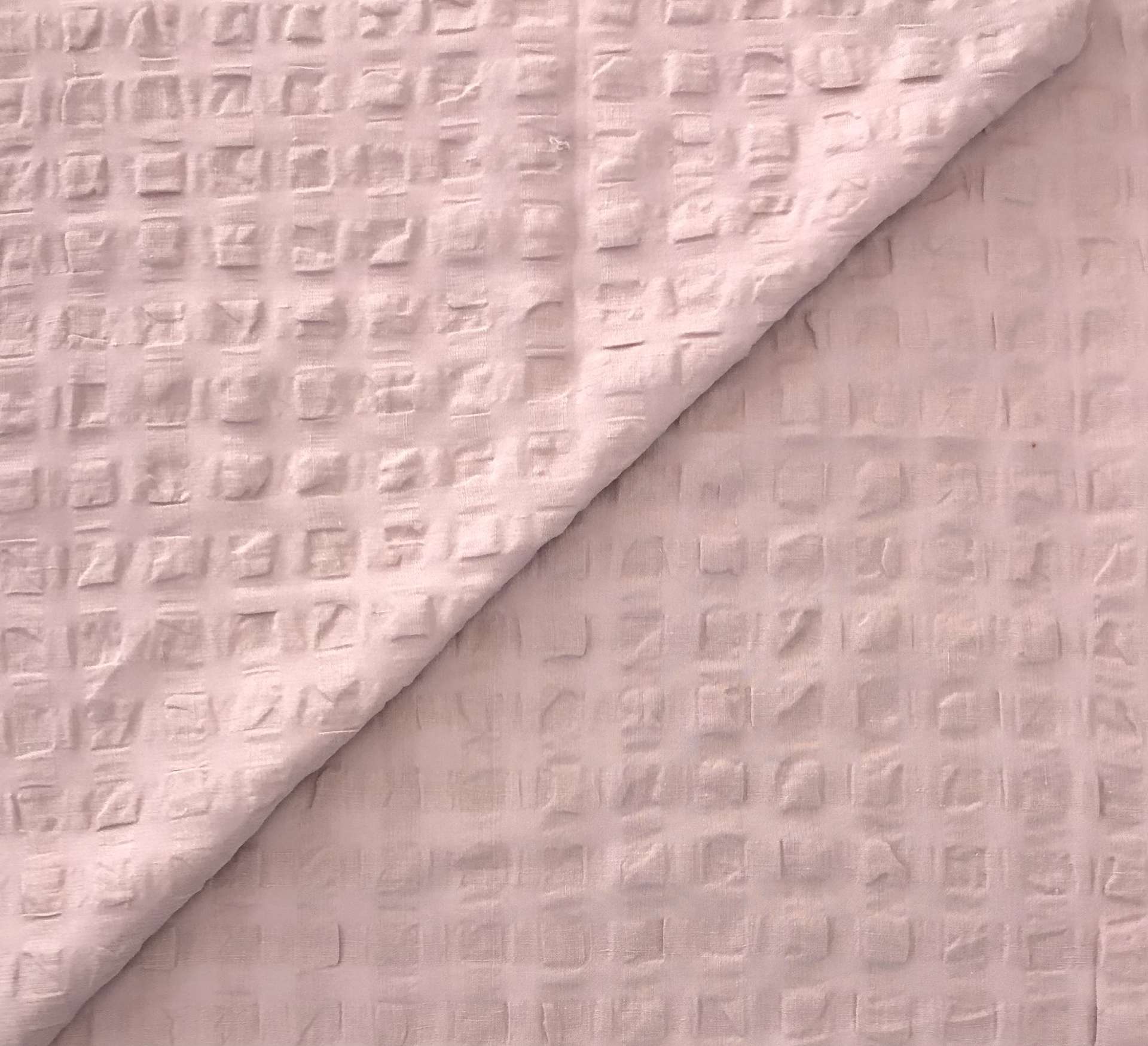 Sustainable Linen Ecovero Viscose Puckered Novelty in Petal