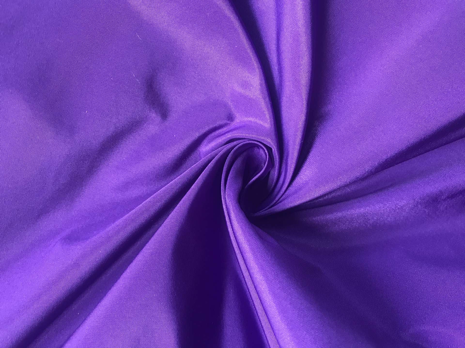 Made in Italy Polyester Taffeta in Violet