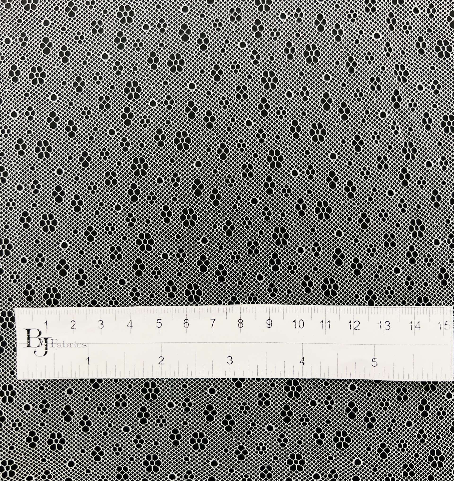 Pointelle Illusion in Off-white