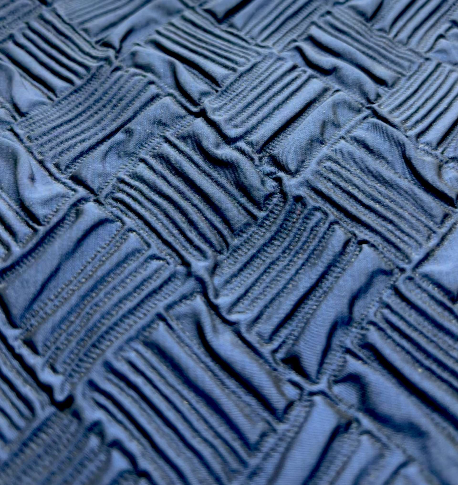 Silk Blend Cloque Jacquard in Navy