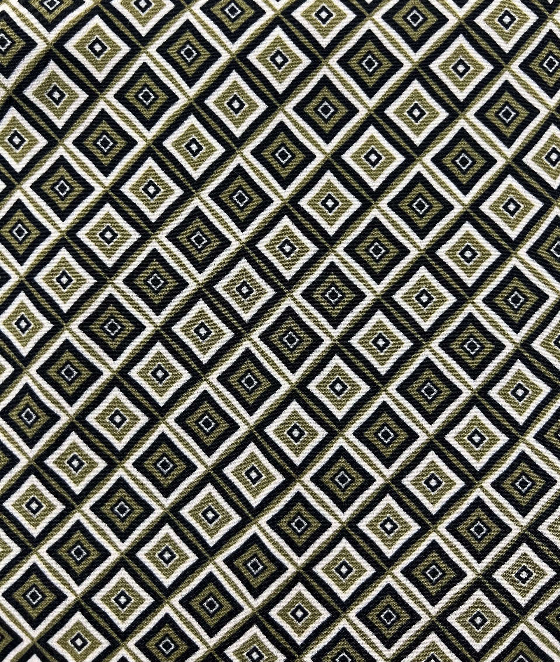 Printed 100% Viscose Tissue Crepé in Green/Black/White