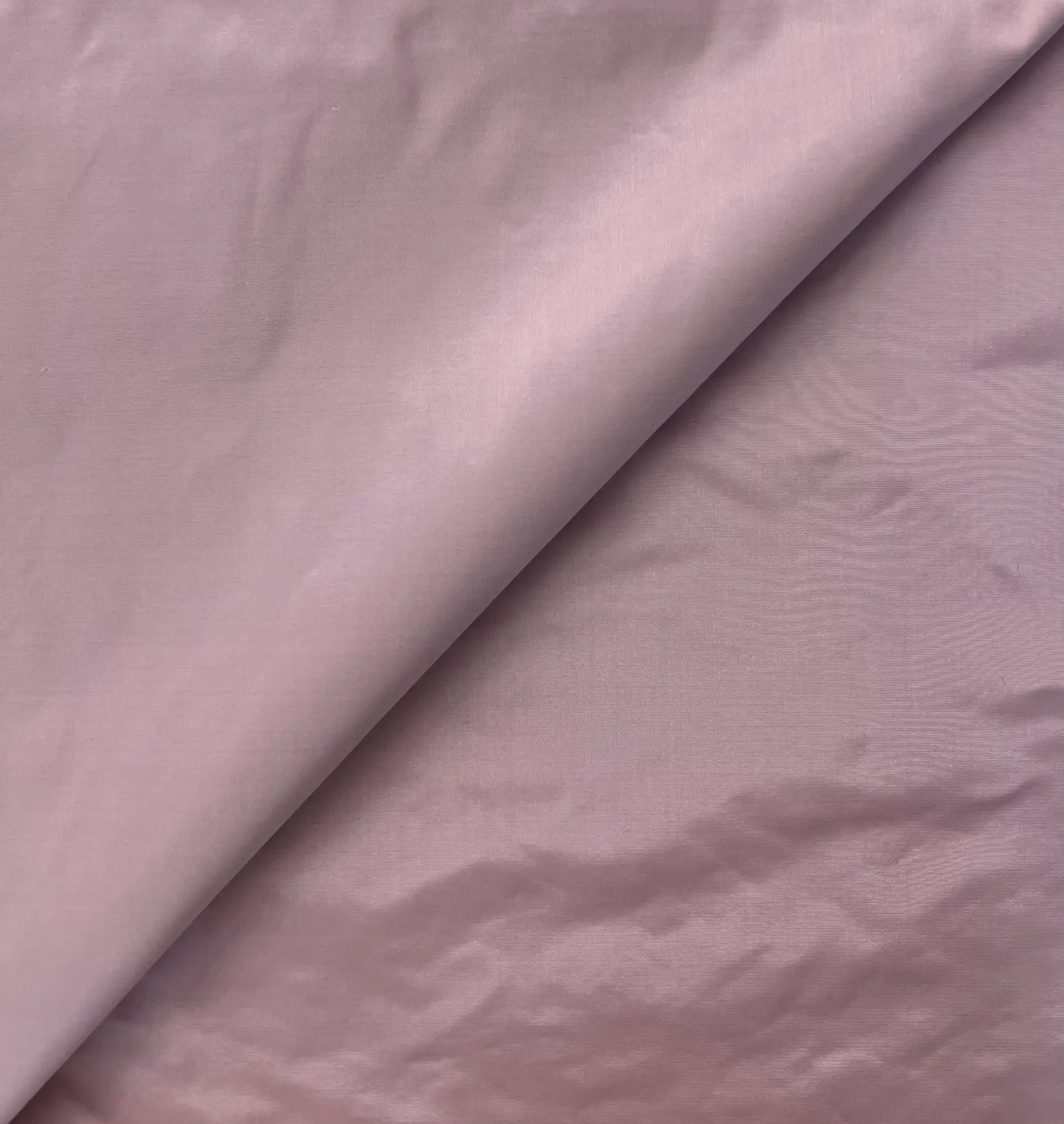 Pure Silk Taffeta in Pale Lilac 