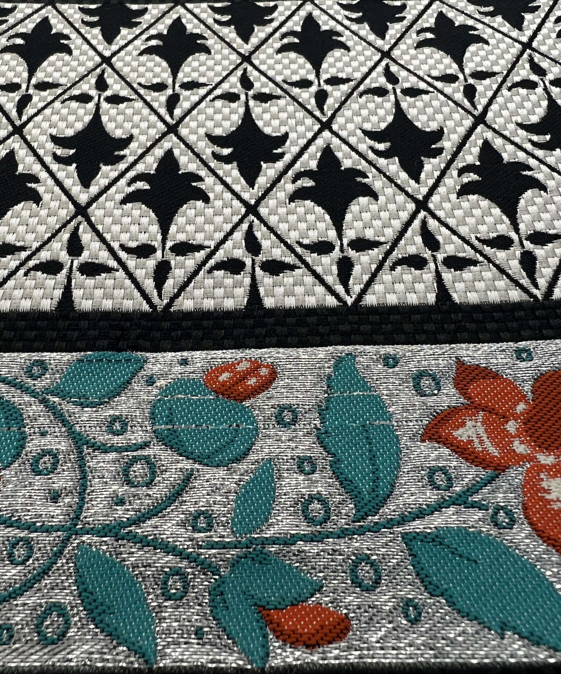 Jacquard Metallic Brocade 