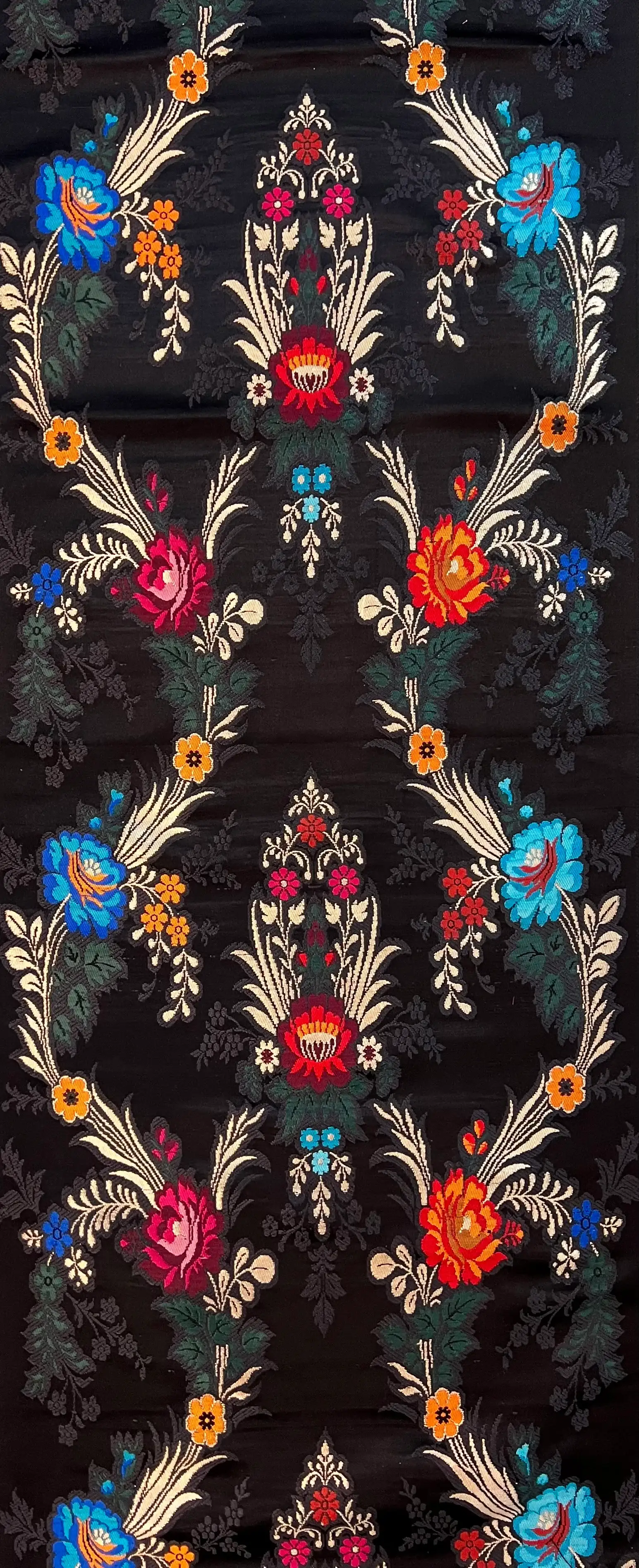 Handloom Brocade in Black