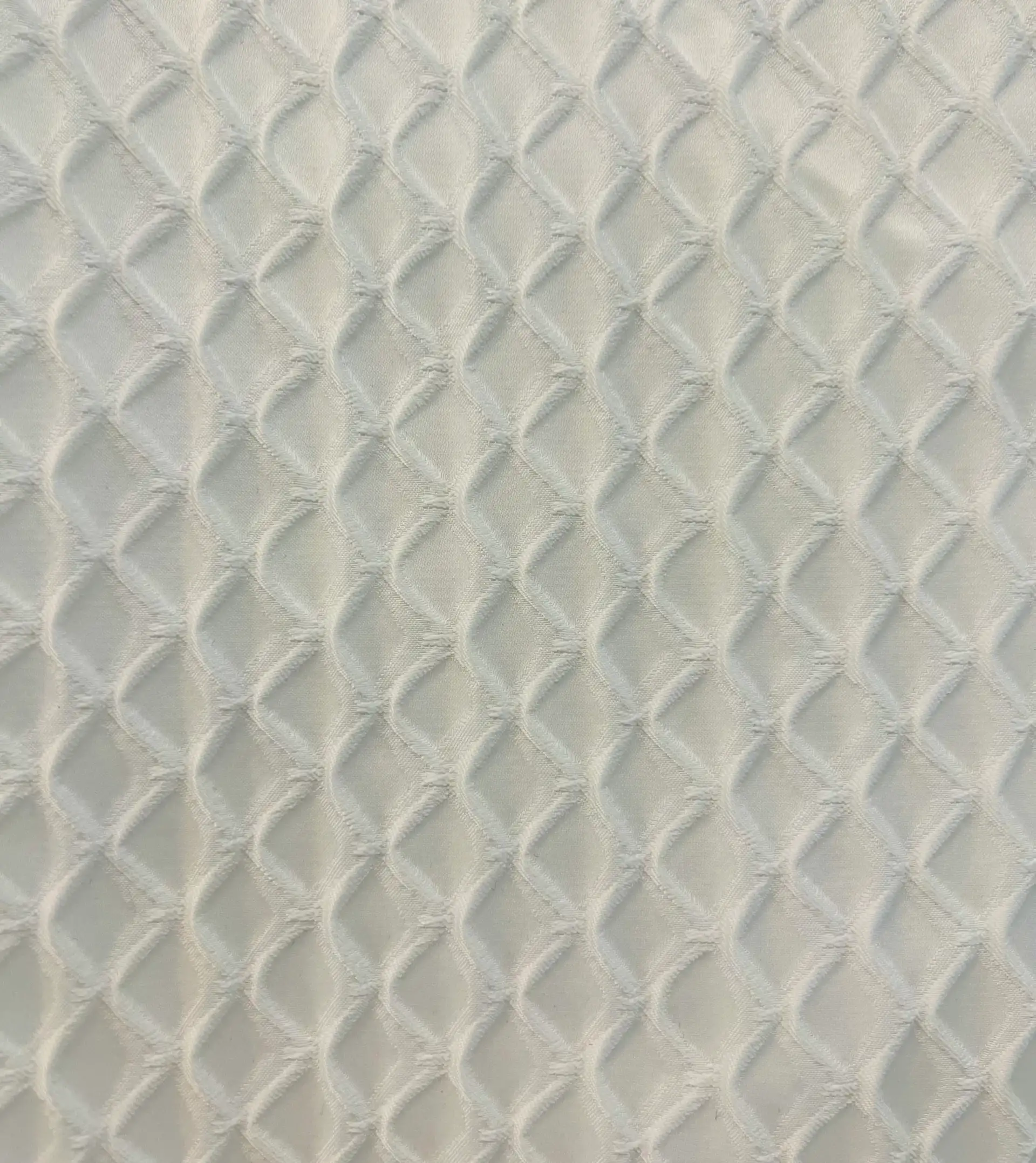 Birdseye Cloqué in White