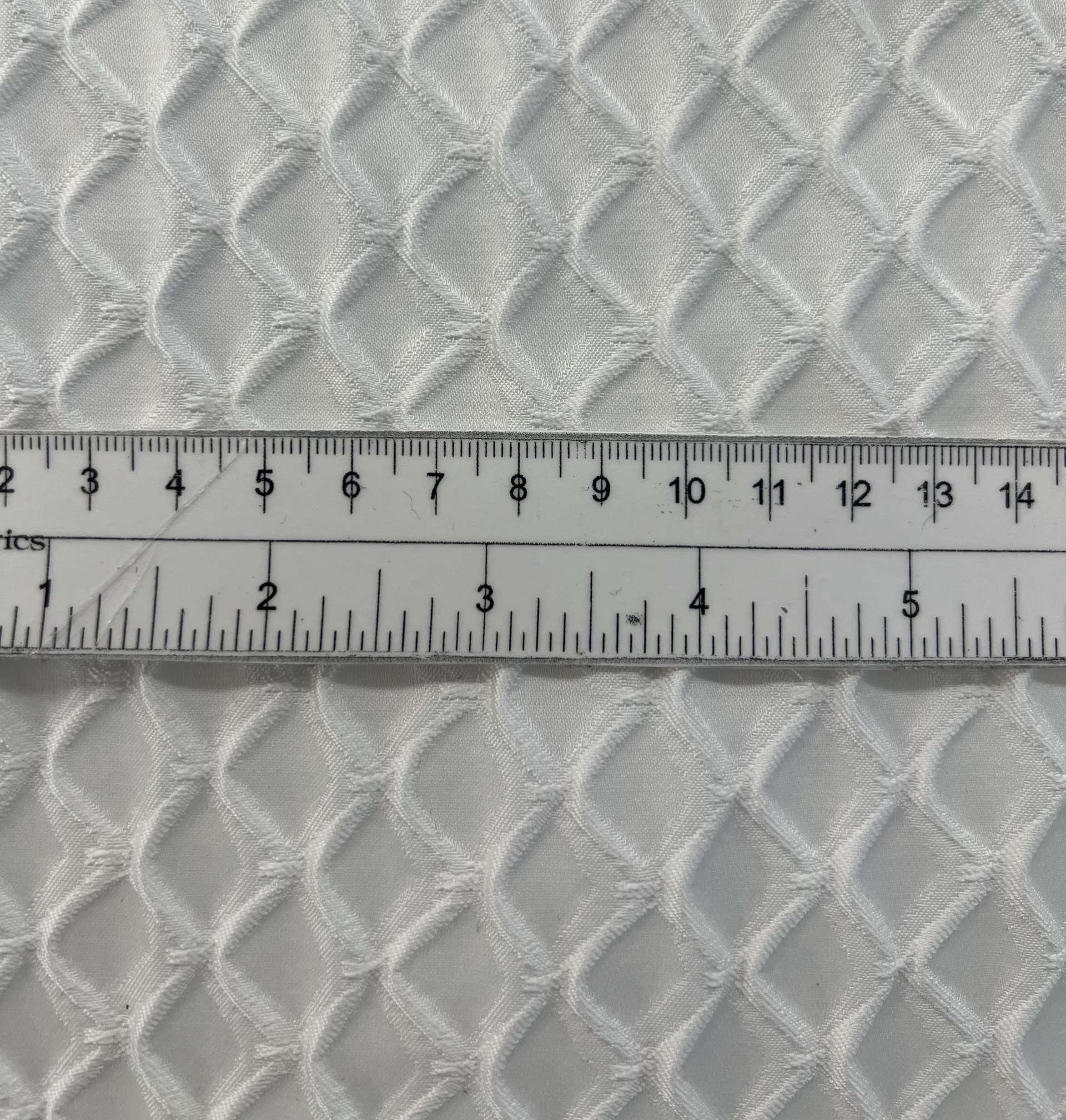 Birdseye Cloqué in White