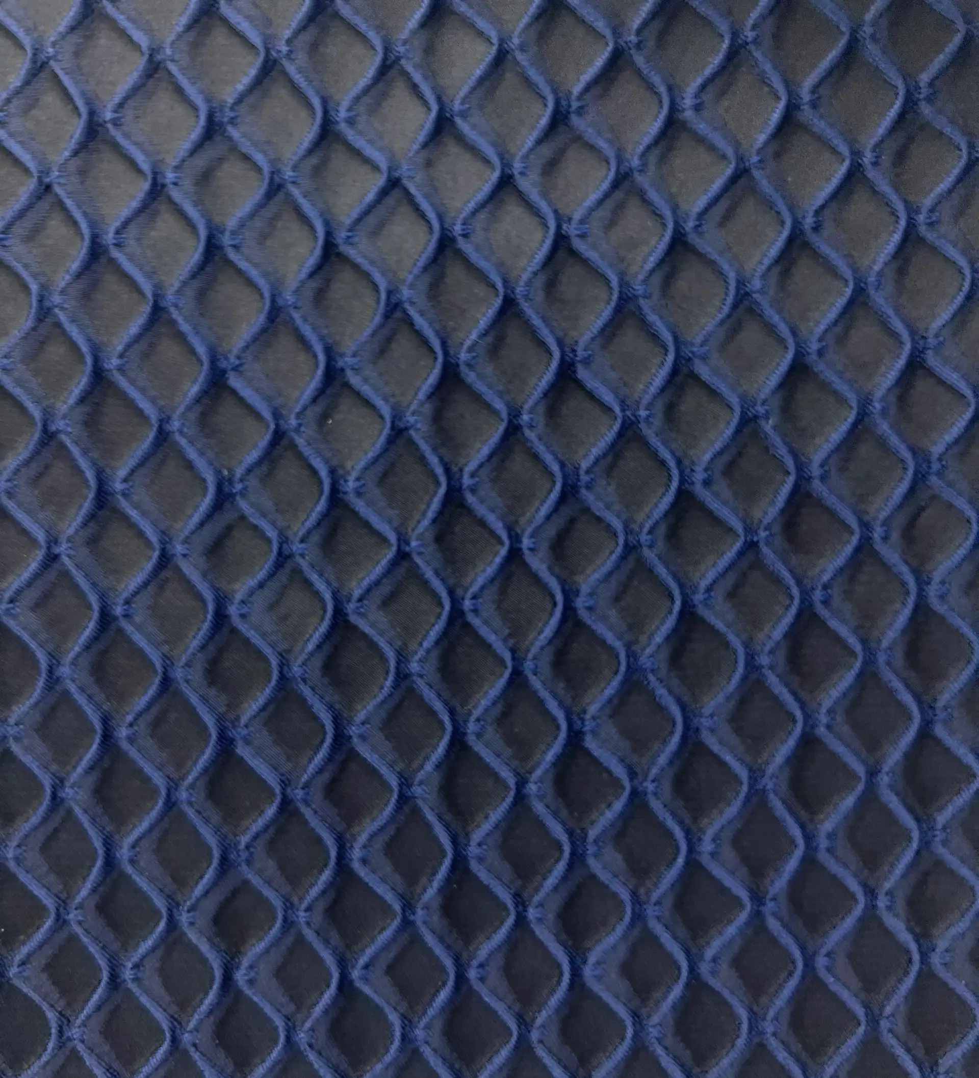 Birdseye Cloqué in Navy