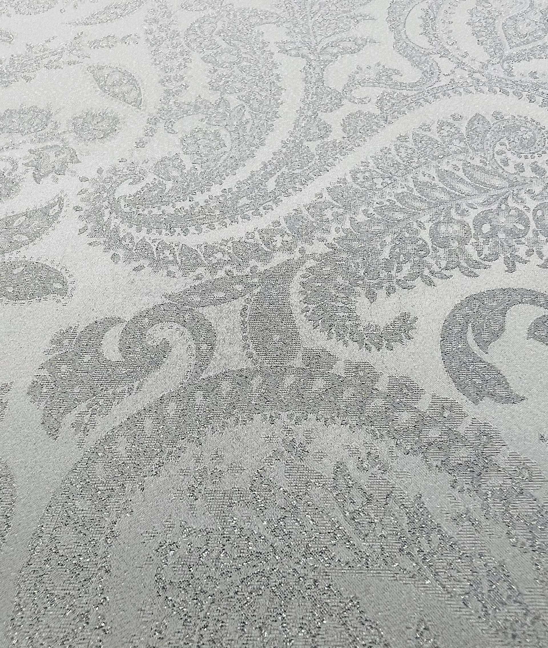 Italian Silk Lamé Charmeuse Jacquard in Silver White
