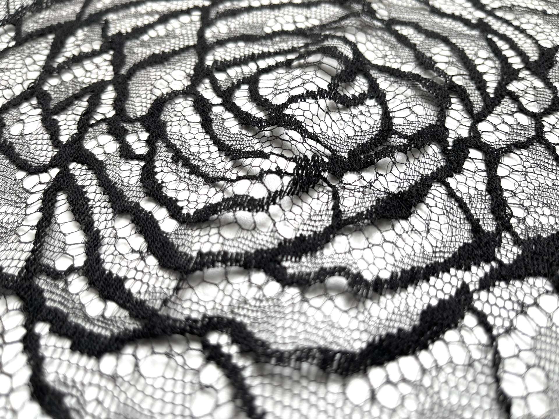 Chantilly Lace Made in France "Cabbage Rose"