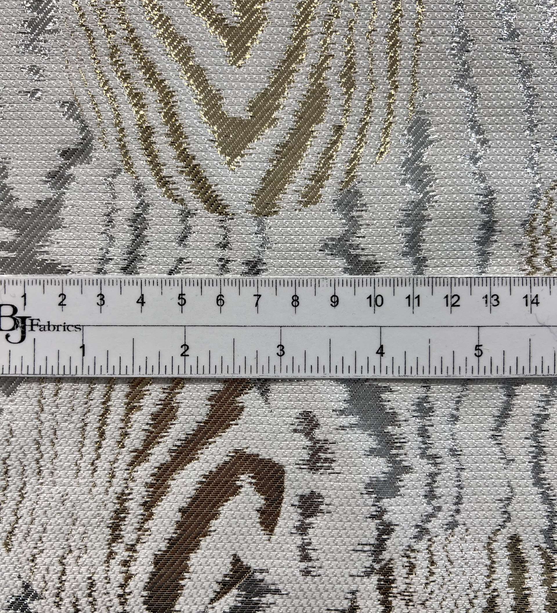 Metallic Brocade with Moiré Pattern in White & Gold